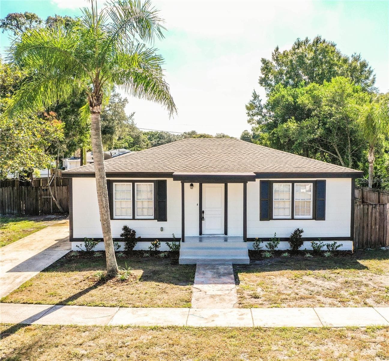 1851 E ELM RD