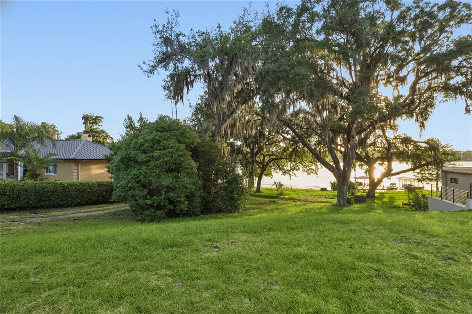 Street View - E CROOKED LAKE DR, EUSTIS