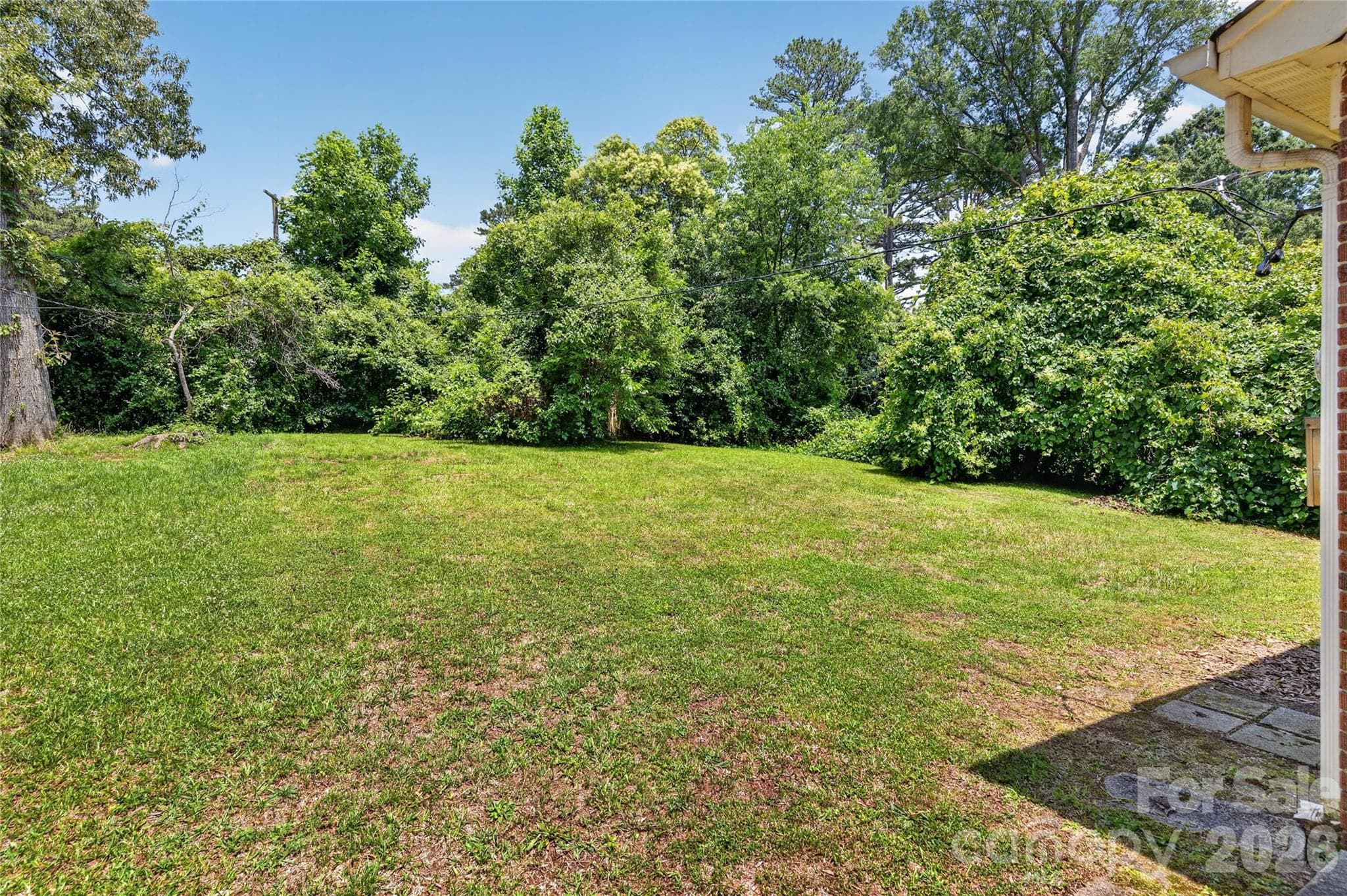 Single Family Residence at 1632 Madison Avenue, Charlotte, photo 12 of 40