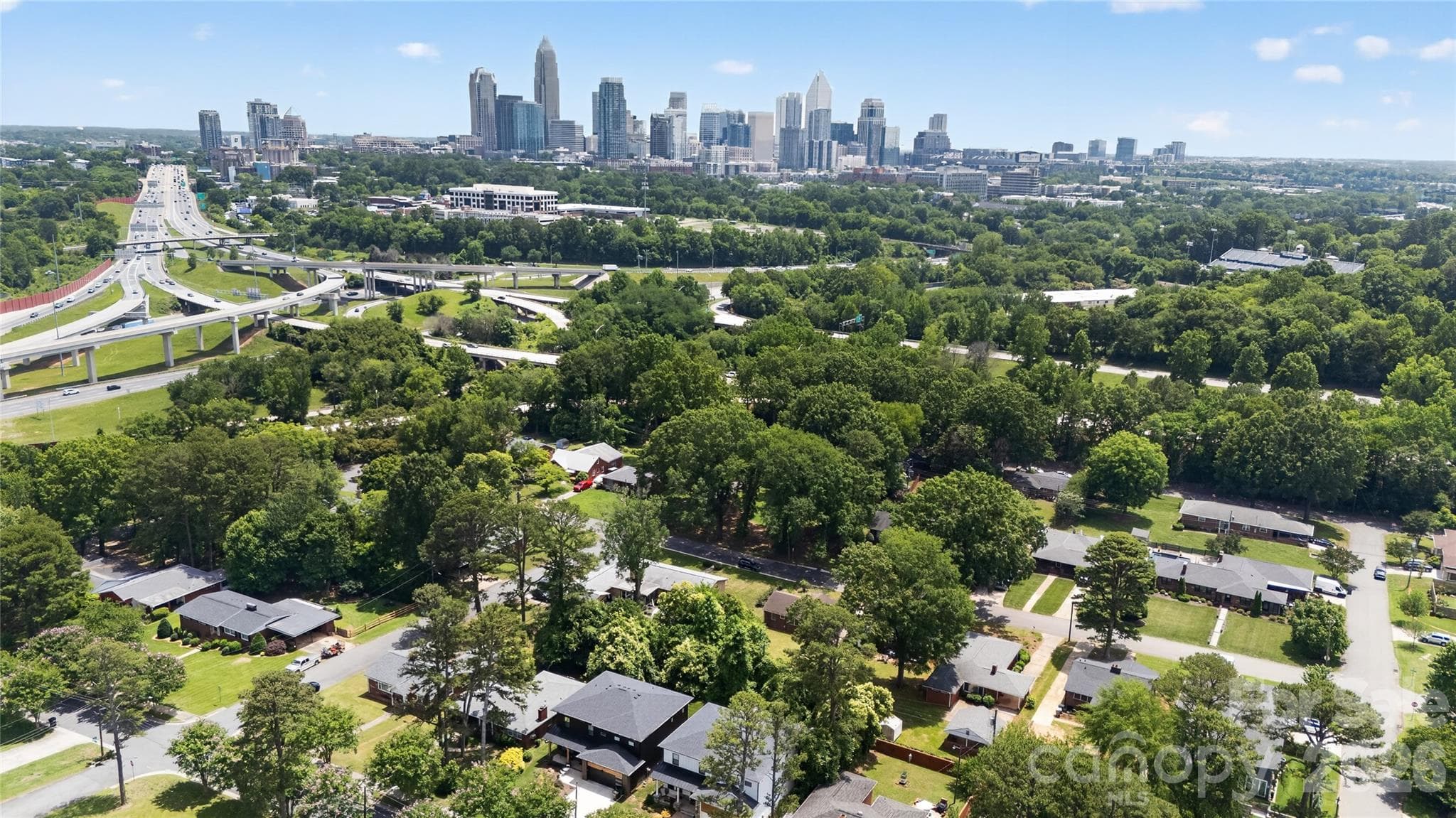 I77 and 277 just 5 minutes away! - 1632 Madison Avenue, Charlotte