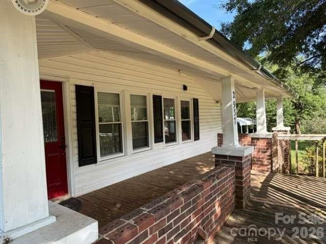 Single Family Residence at 2937 Gastonia Highway, Lincolnton, photo 3 of 23