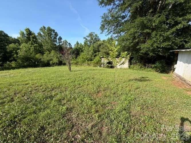 Single Family Residence at 2937 Gastonia Highway, Lincolnton, photo 9 of 23