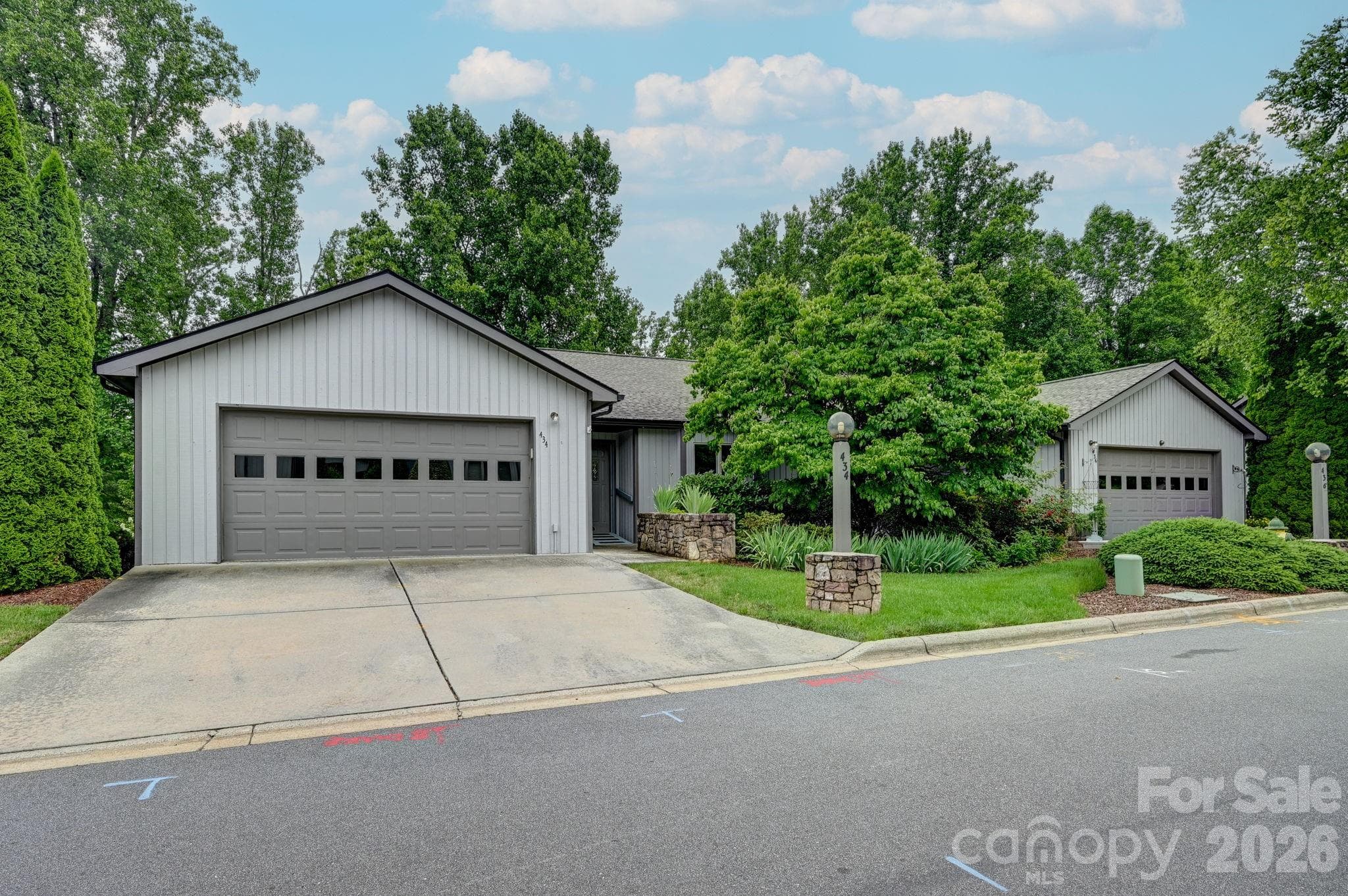 Townhouse at Weaverville, photo 2 of 21
