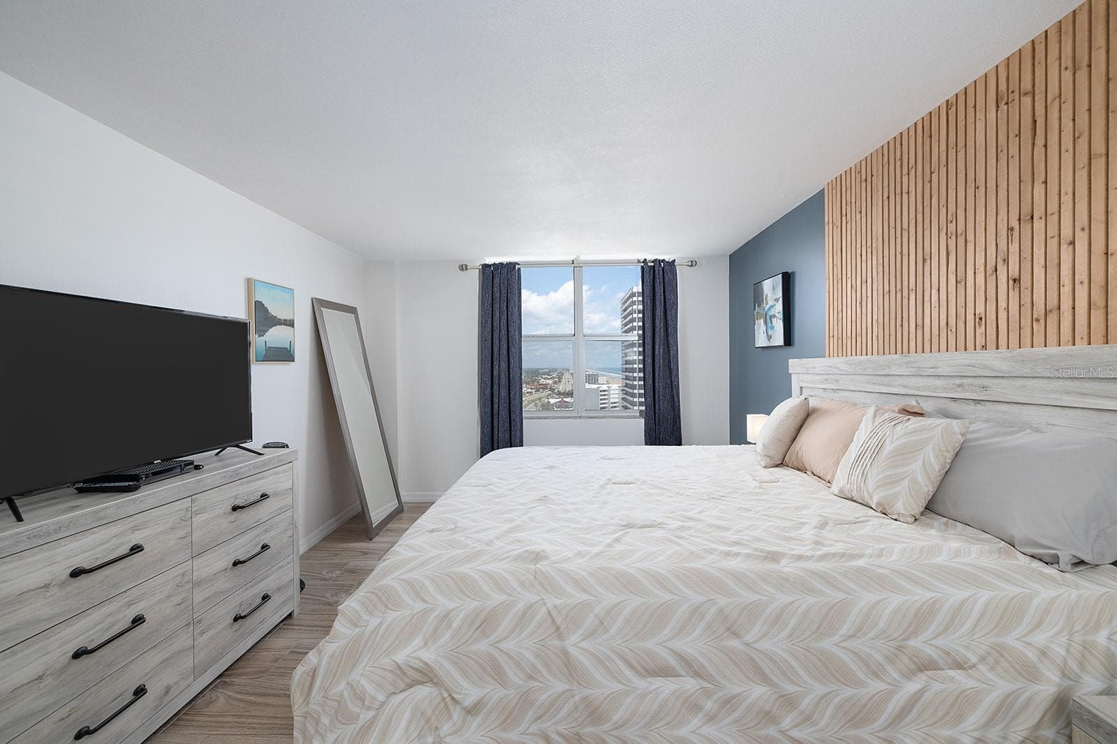 Condominium at 2800 N ATLANTIC AVE #1401, DAYTONA BEACH, photo 5 of 31
