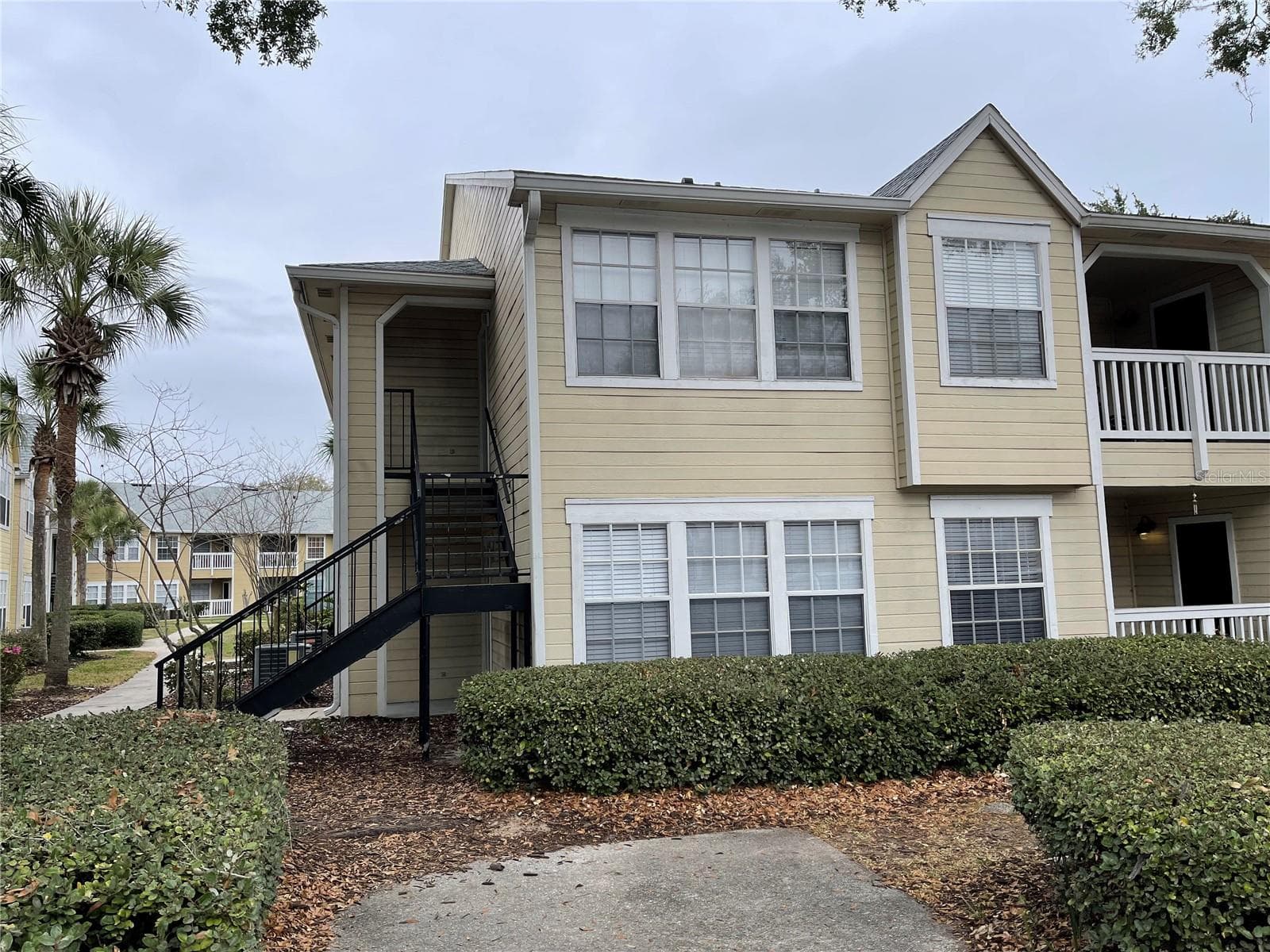 Condominium at 1027 S HIAWASSEE RD #2311, ORLANDO, photo 2 of 46