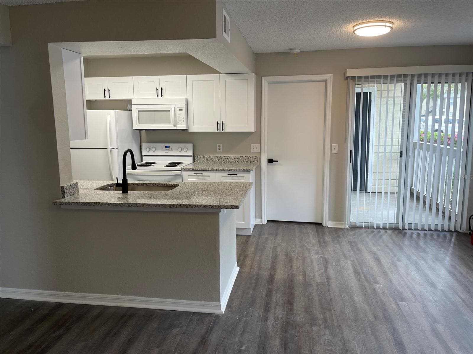 Condominium at 1027 S HIAWASSEE RD #2311, ORLANDO, photo 9 of 46