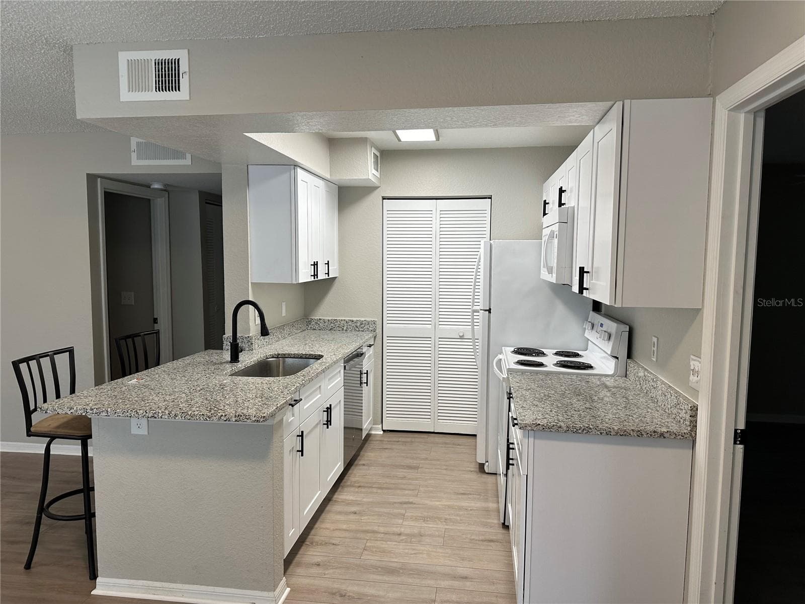 Condominium at 1027 S HIAWASSEE RD #2311, ORLANDO, photo 33 of 46