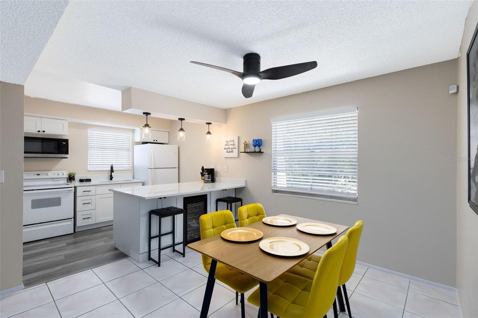 Duplex at 1228 E MURIEL ST, ORLANDO, photo 3 of 37
