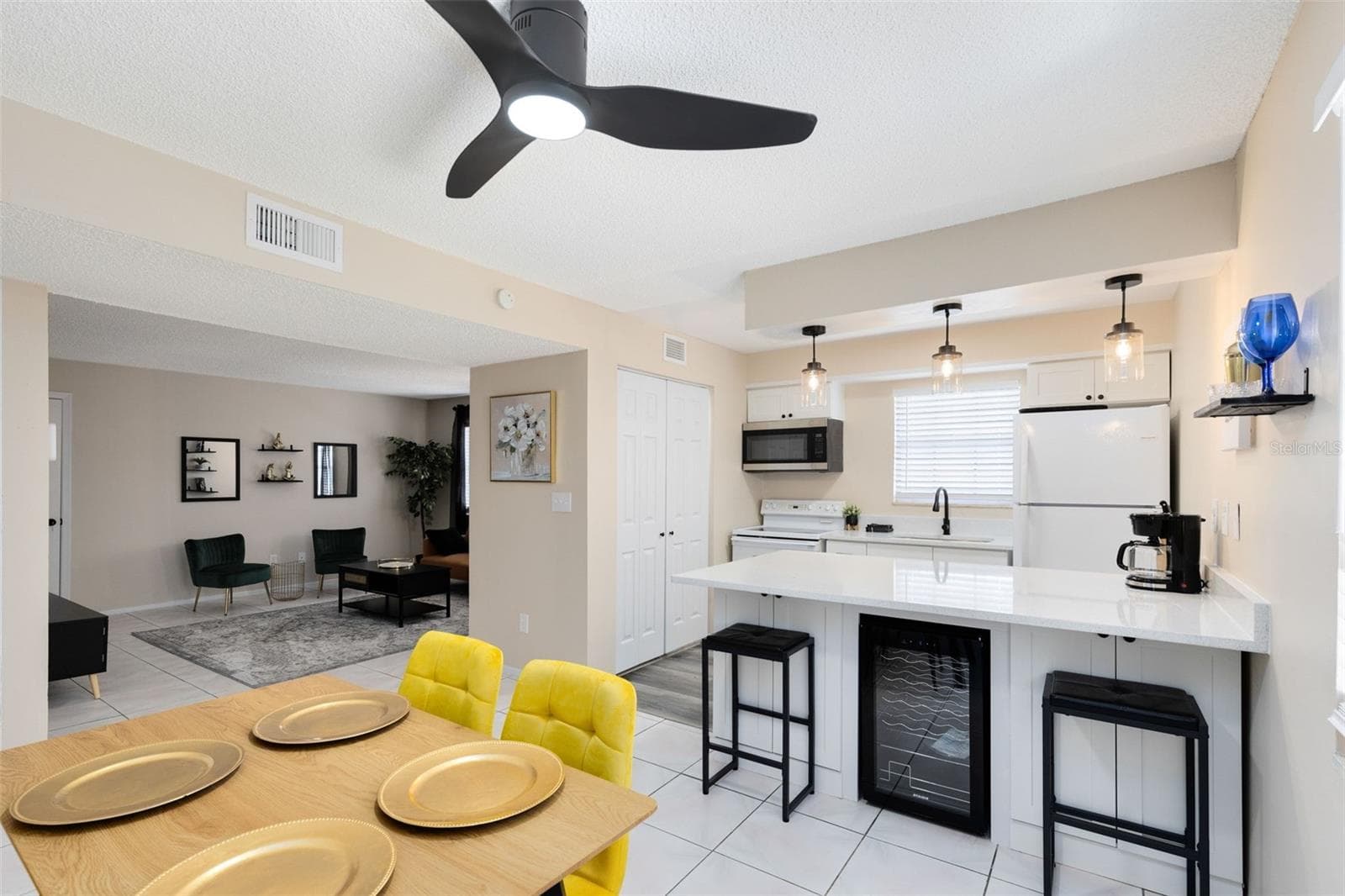 Duplex at 1228 E MURIEL ST, ORLANDO, photo 4 of 37