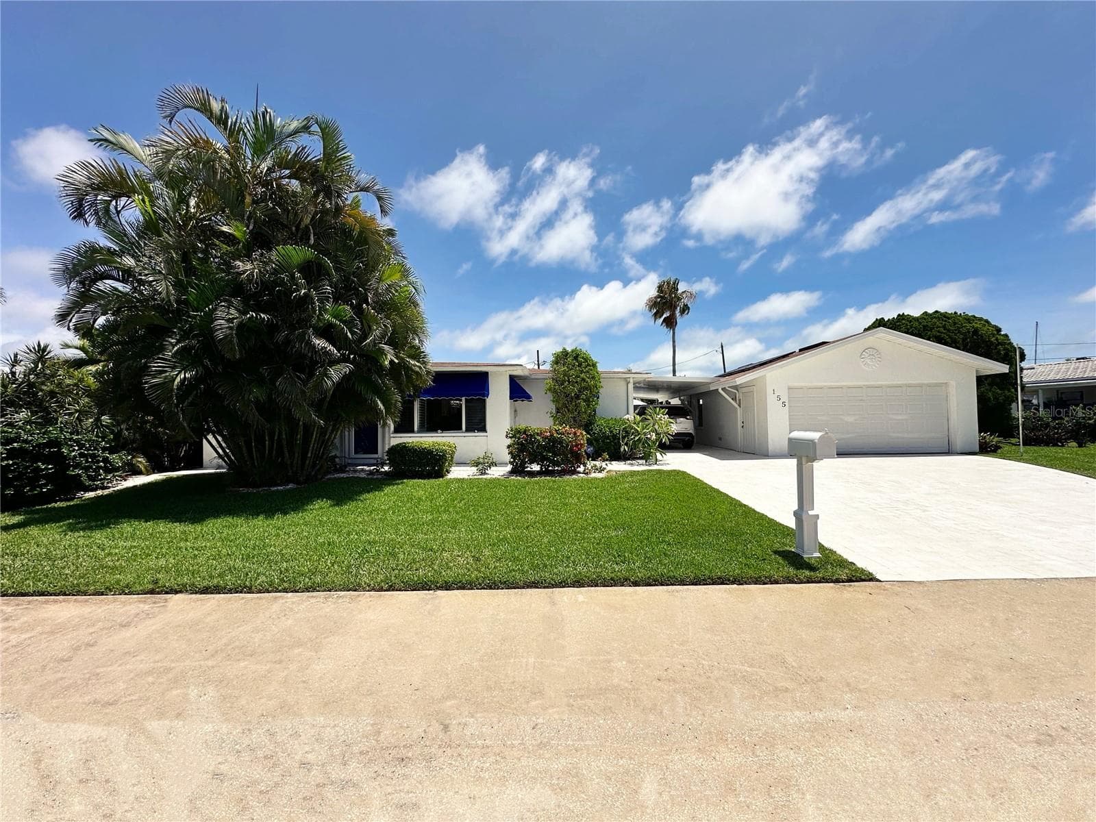 Two stall garage and a carport - 155 112TH AVE #A, TREASURE ISLAND