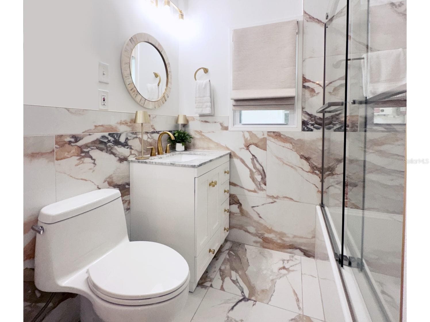 Second bathroom - 155 112TH AVE #A, TREASURE ISLAND