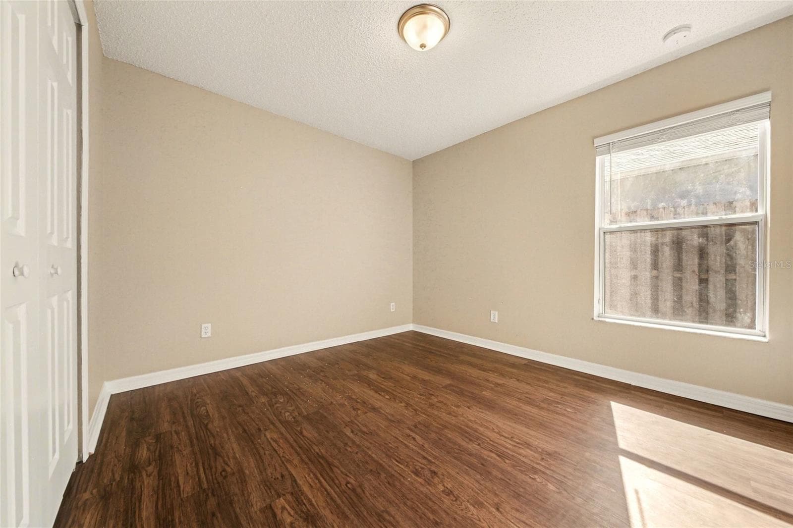 Single Family Residence at 1110 BLUEGRASS DR, GROVELAND, photo 8 of 19
