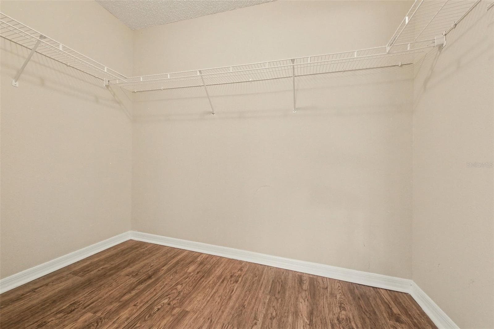 Single Family Residence at 1110 BLUEGRASS DR, GROVELAND, photo 15 of 19
