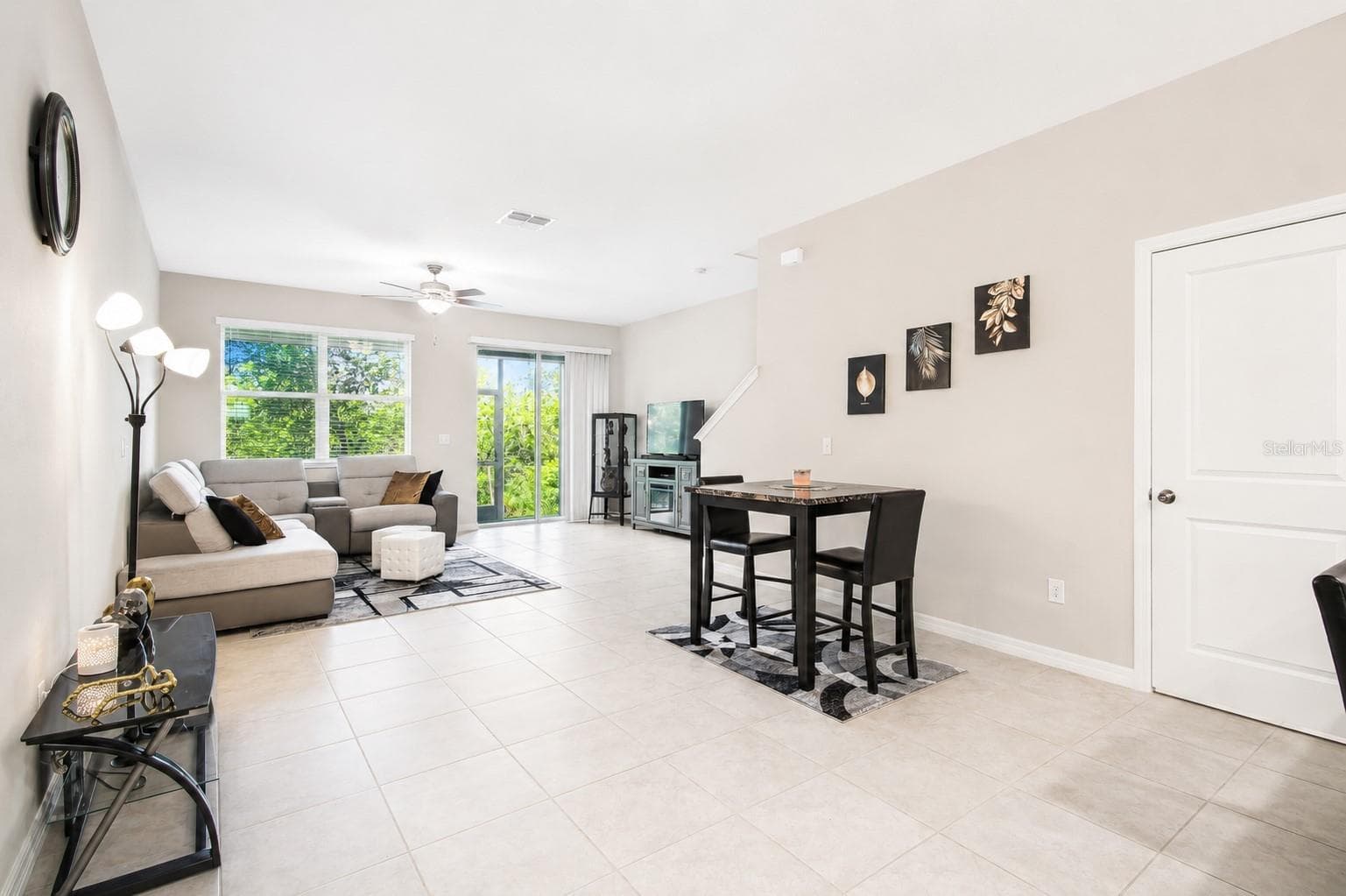 Living and Dining Combo - 633 ROYAL EMPRESS DR, RUSKIN