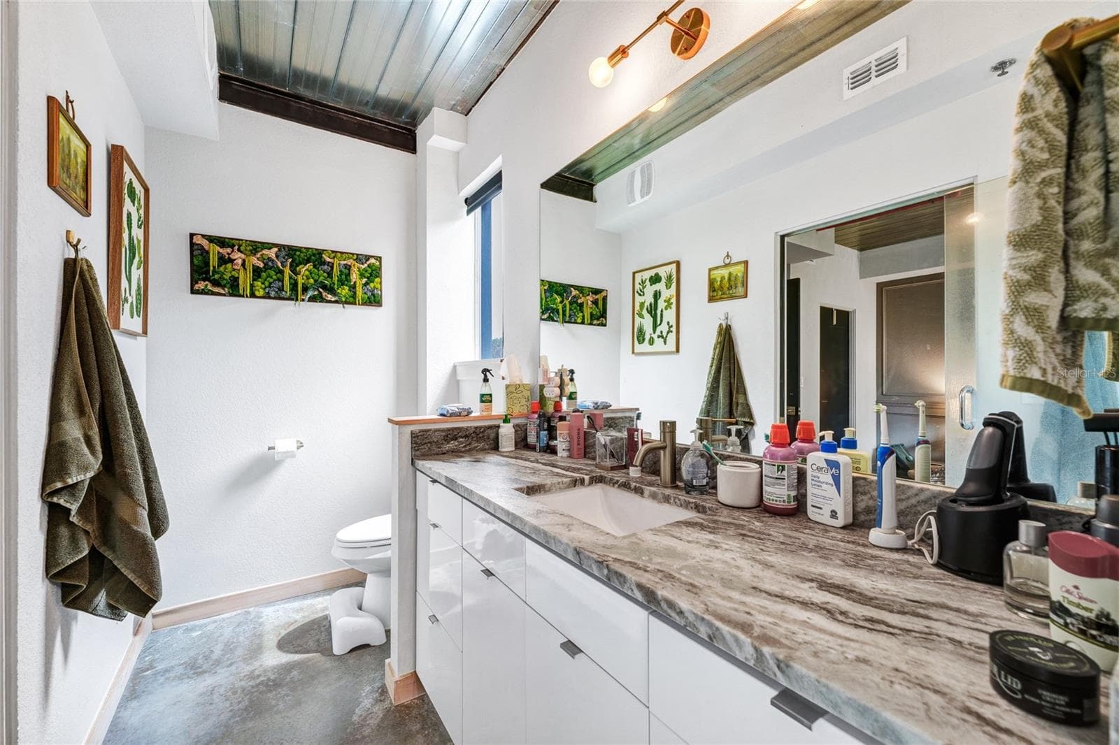 Townhouse at 1607 WOODWARD ST #11, ORLANDO, photo 13 of 42