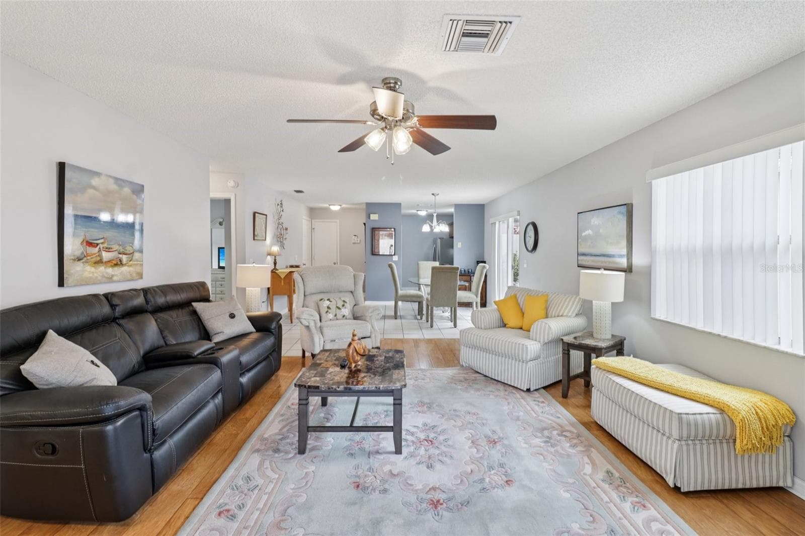 Living Room - 914 MENDOZA BLVD, LADY LAKE