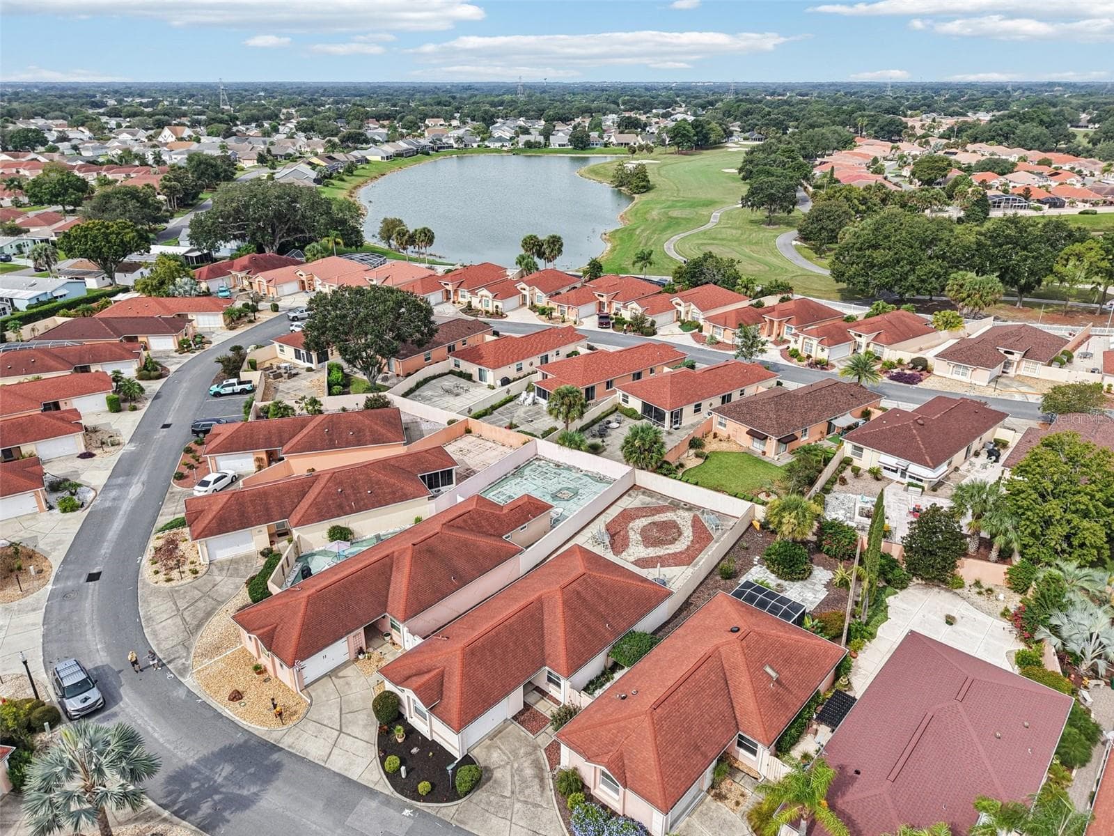 Aerial Right Front - 914 MENDOZA BLVD, LADY LAKE