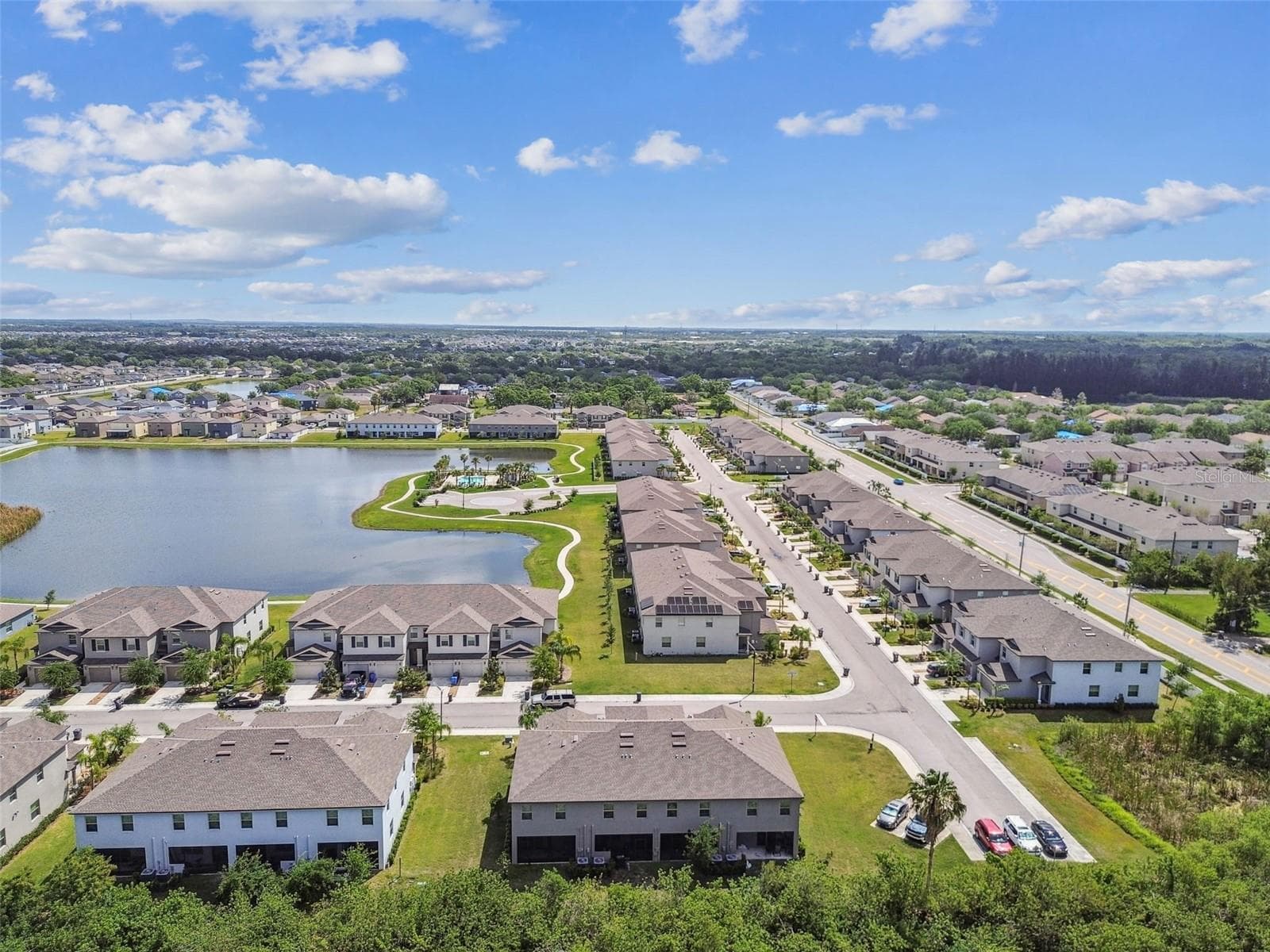 Townhouse at 633 ROYAL EMPRESS DR, RUSKIN, photo 17 of 19