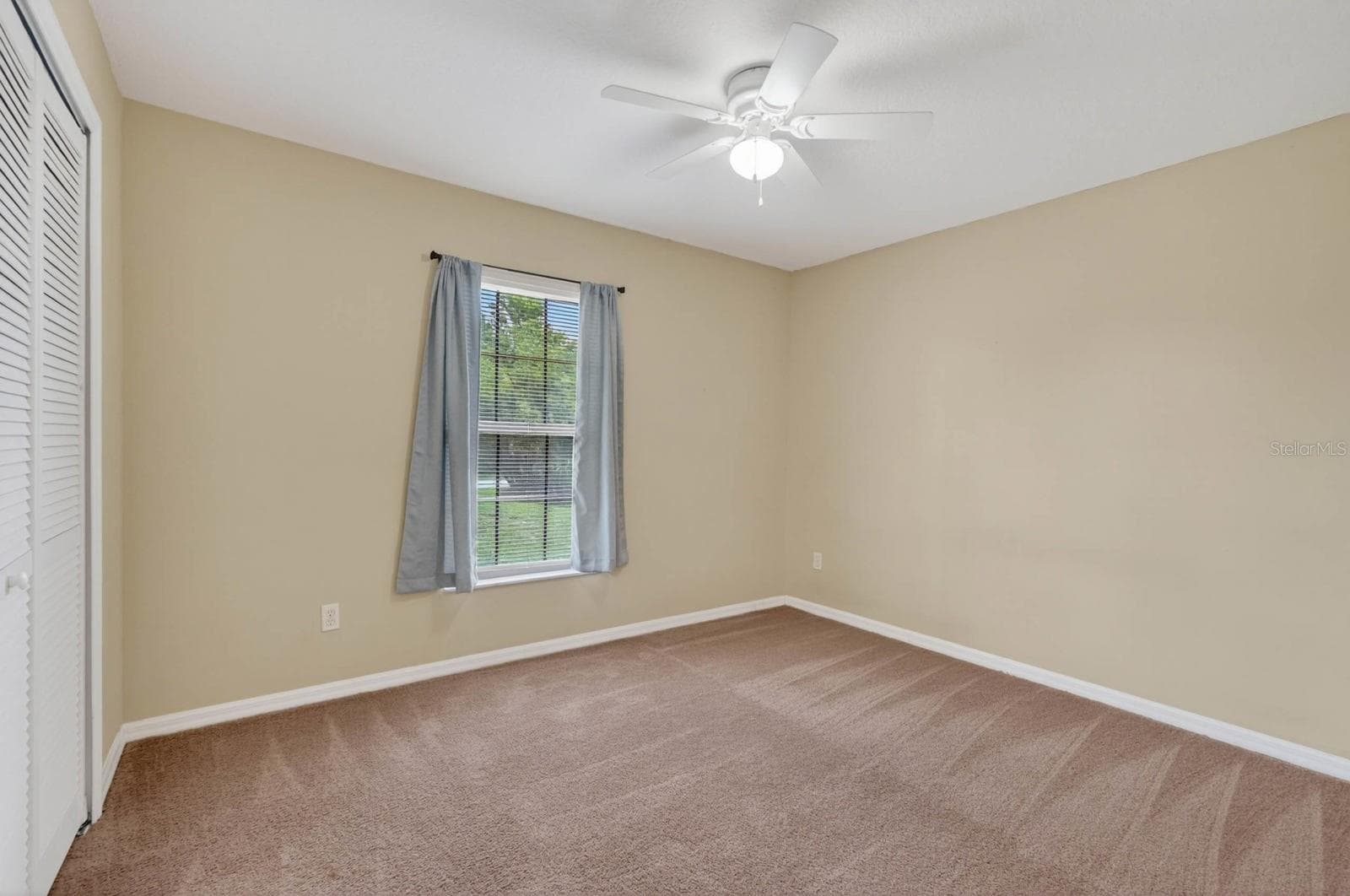 Single Family Residence at 1520 3RD AVE, DELAND, photo 4 of 36
