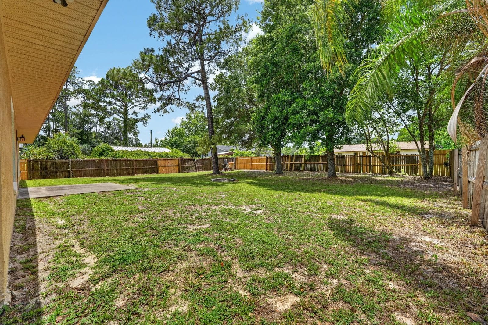 Single Family Residence at 1520 3RD AVE, DELAND, photo 6 of 36