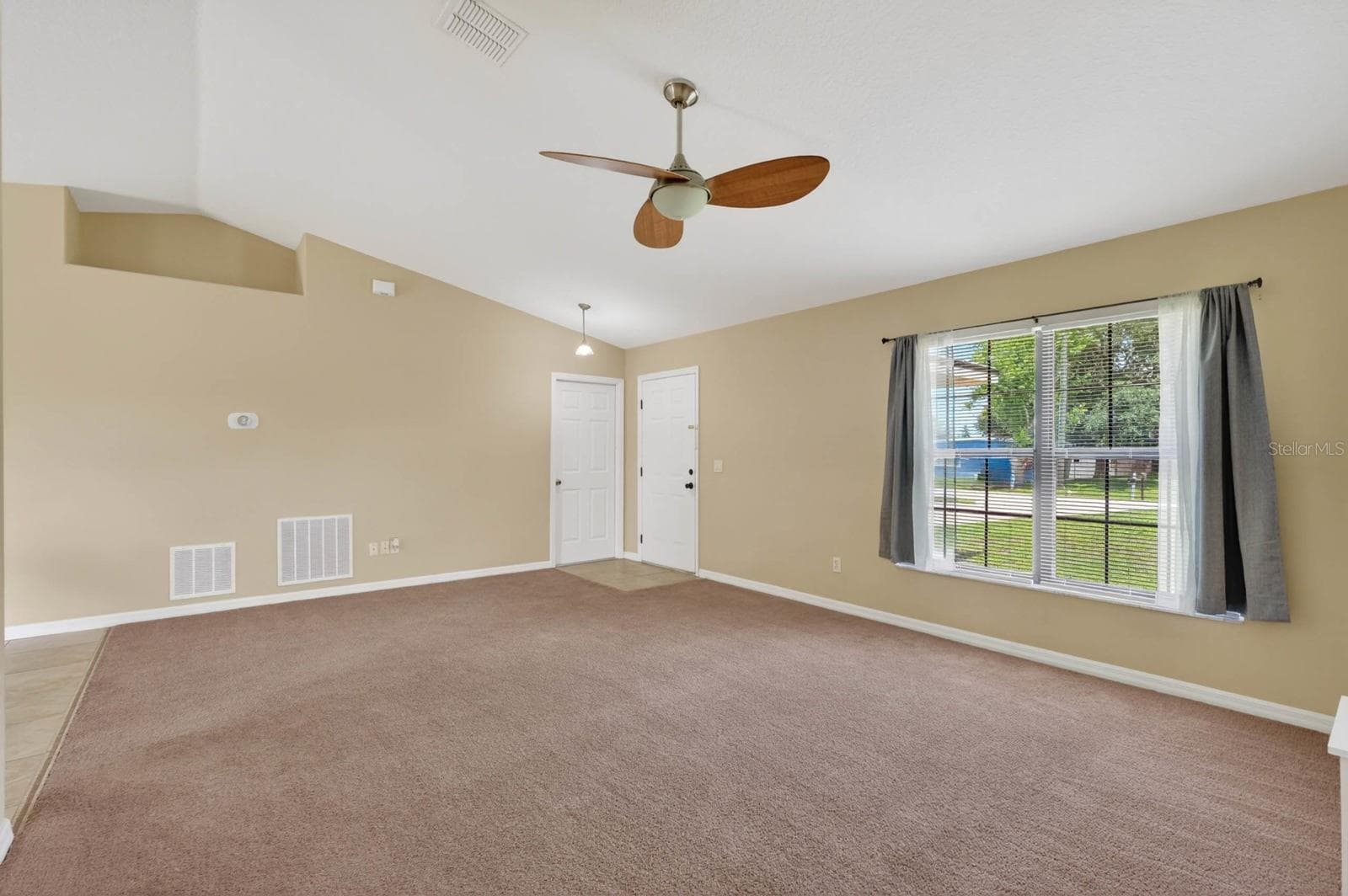 Single Family Residence at 1520 3RD AVE, DELAND, photo 10 of 36