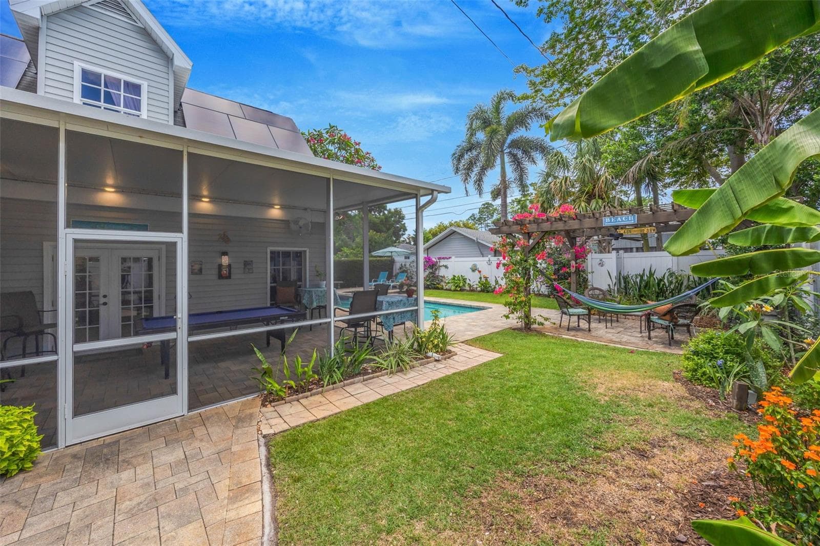 Single Family Residence at 852 35TH AVE N, ST PETERSBURG, photo 21 of 61