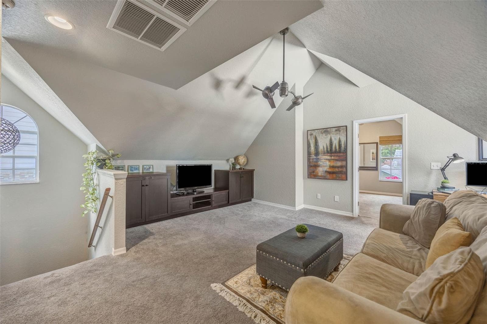 Single Family Residence at 852 35TH AVE N, ST PETERSBURG, photo 32 of 61
