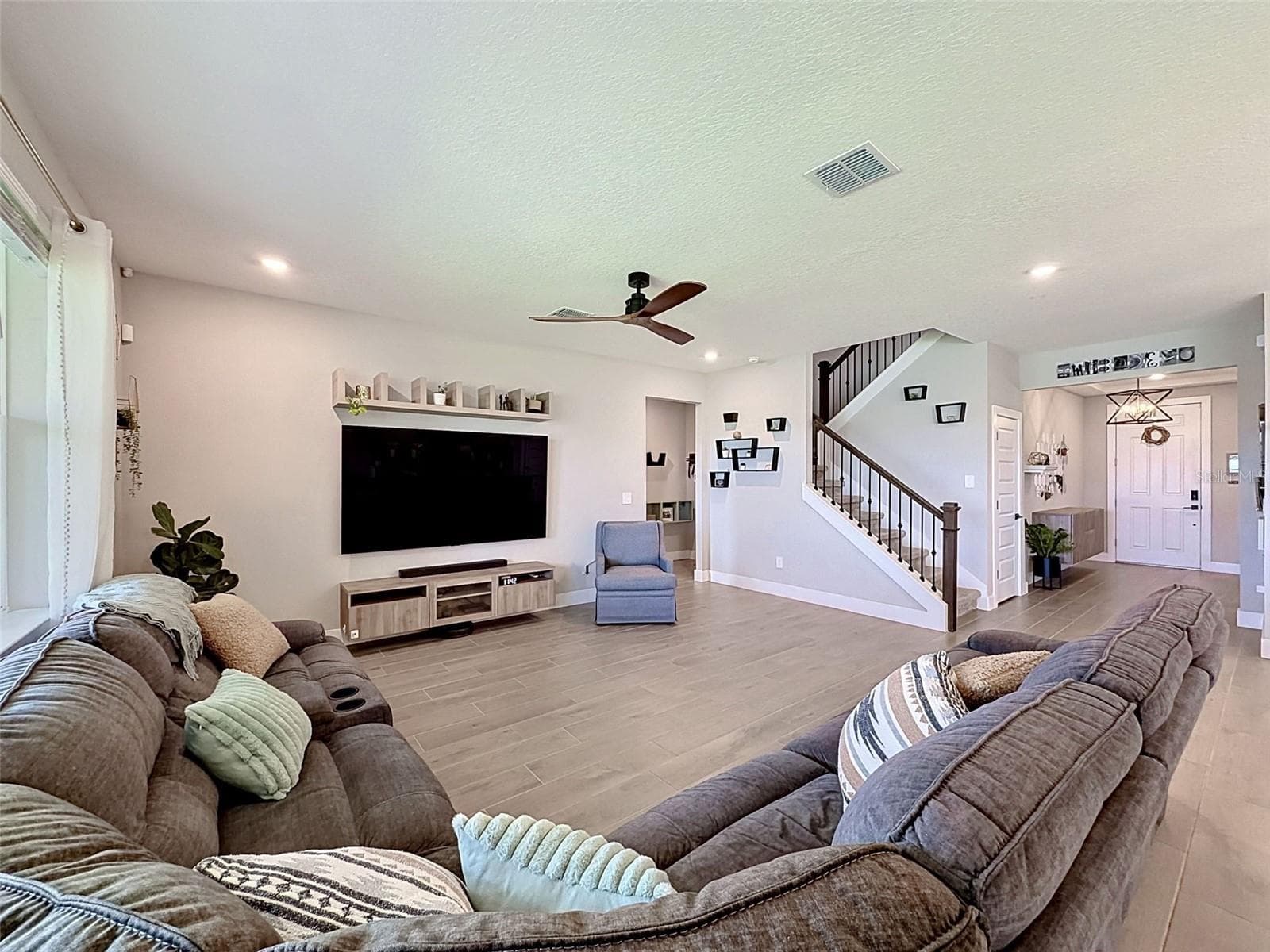 Single Family Residence at 3726 SAVANNA PALMS CT, BRADENTON, photo 15 of 99