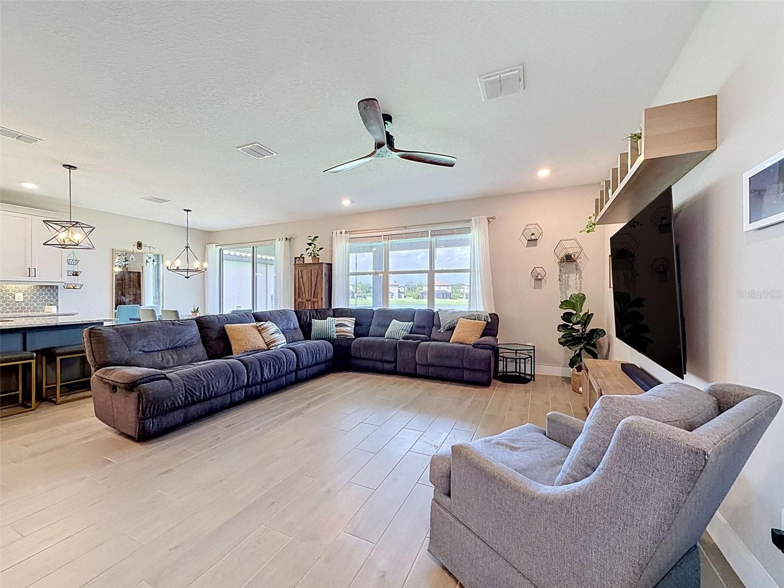 Single Family Residence at 3726 SAVANNA PALMS CT, BRADENTON, photo 17 of 99