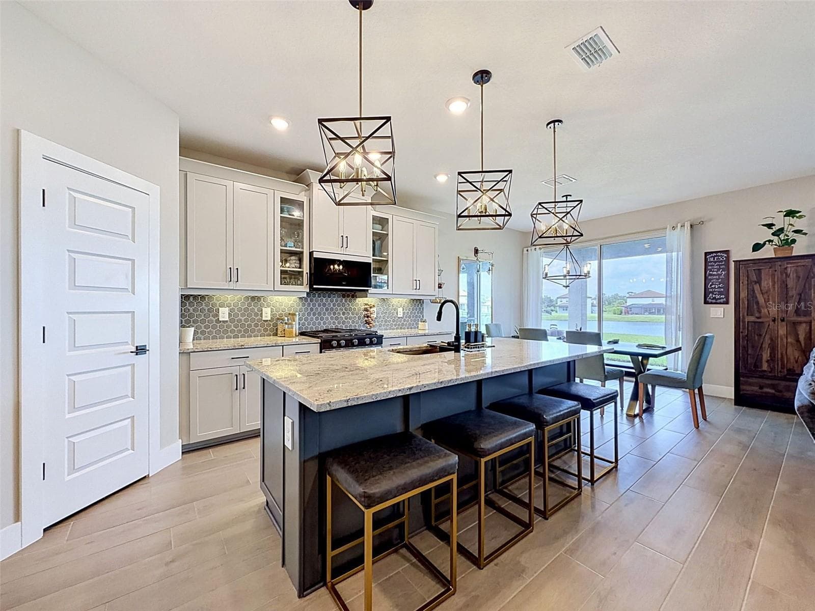 Single Family Residence at 3726 SAVANNA PALMS CT, BRADENTON, photo 19 of 99