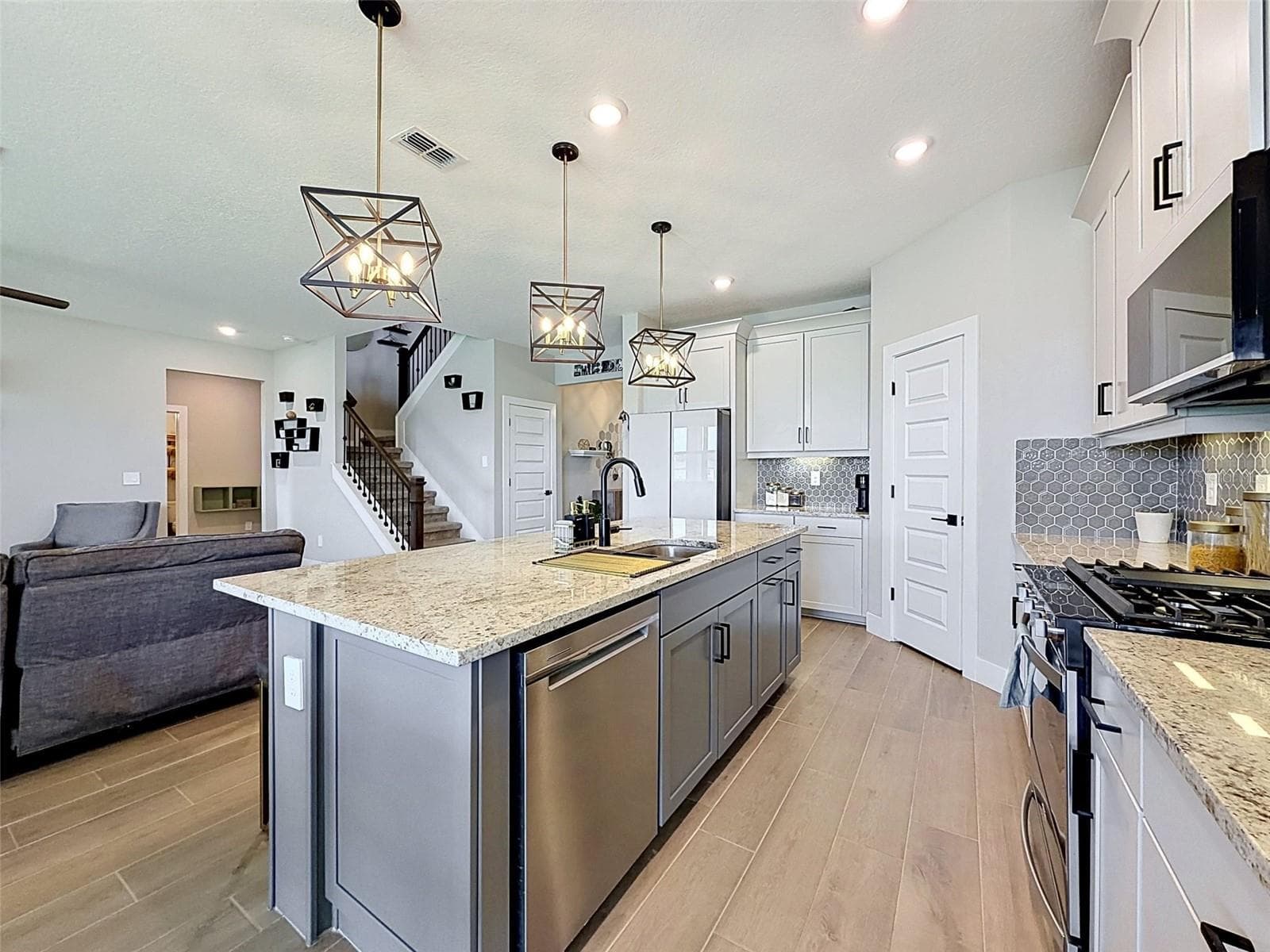 Single Family Residence at 3726 SAVANNA PALMS CT, BRADENTON, photo 22 of 99