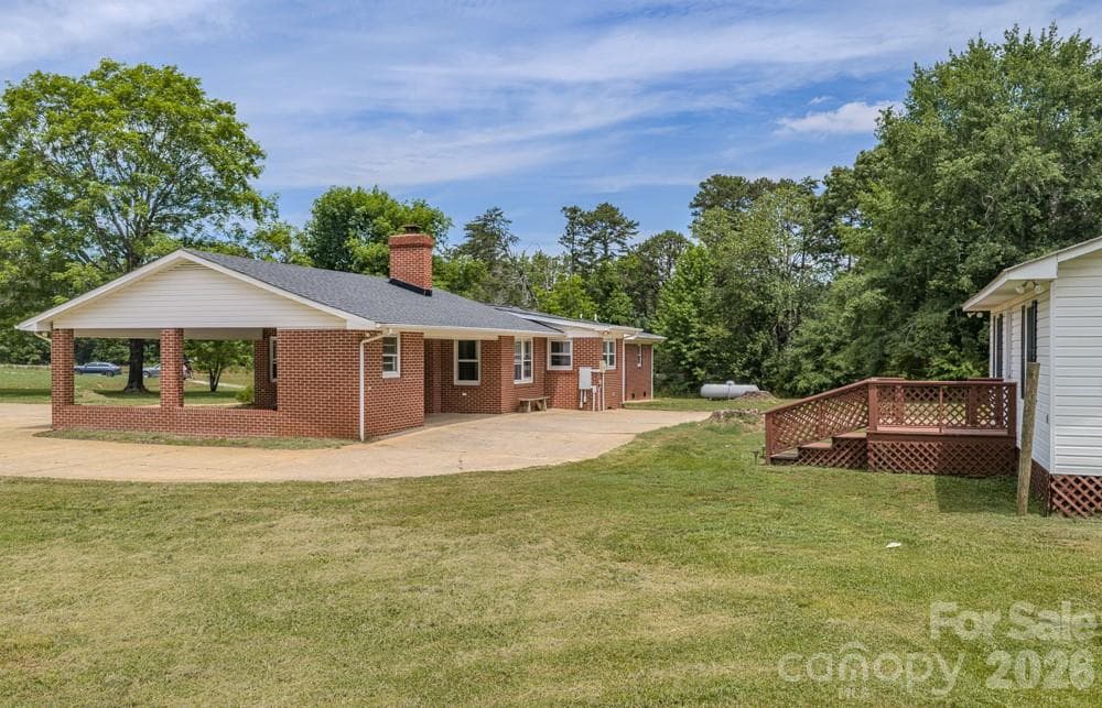Single Family Residence at Rutherfordton, photo 4 of 39