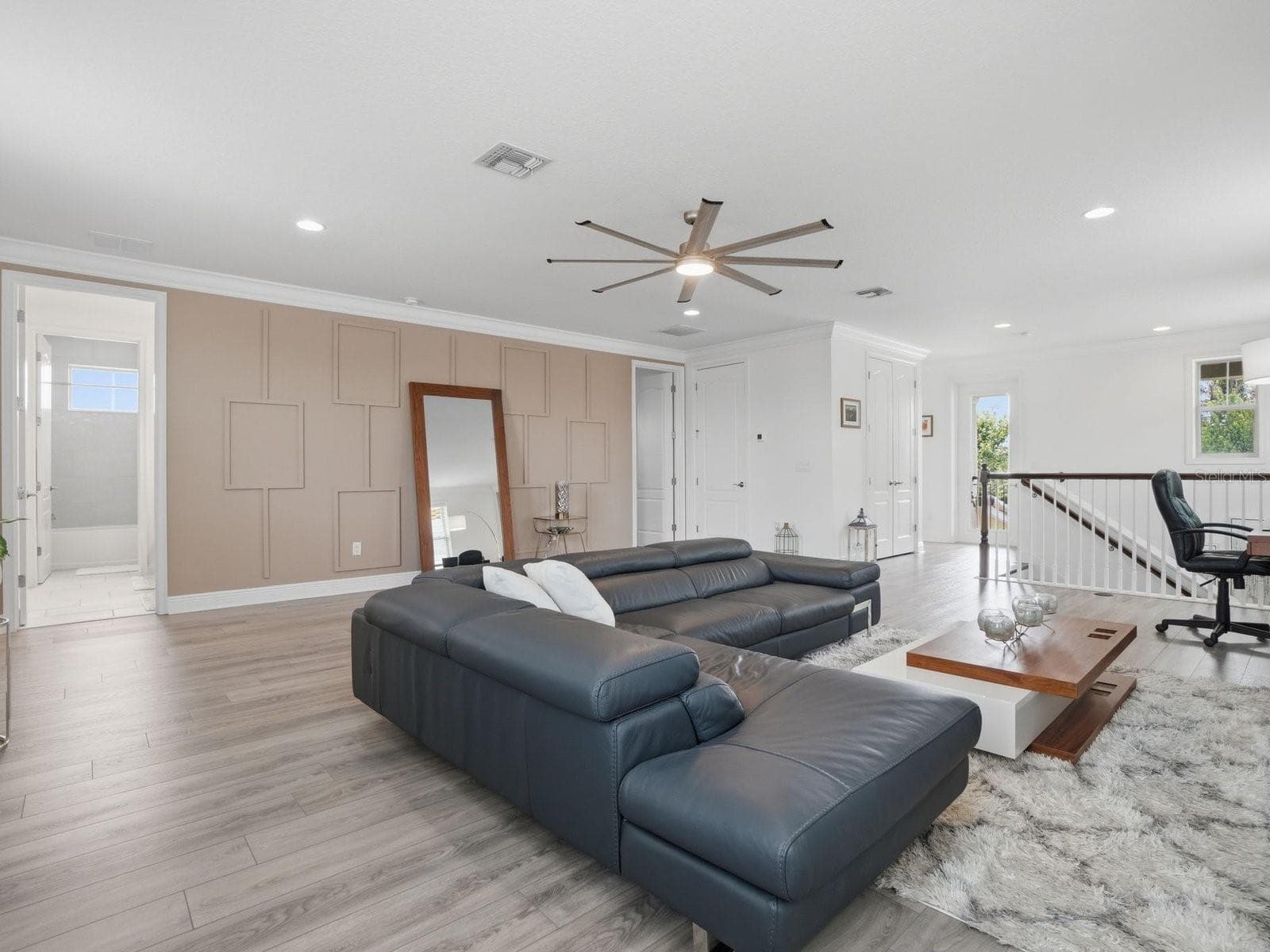 Feature Wall! - 9448 MERE PKWY, ORLANDO