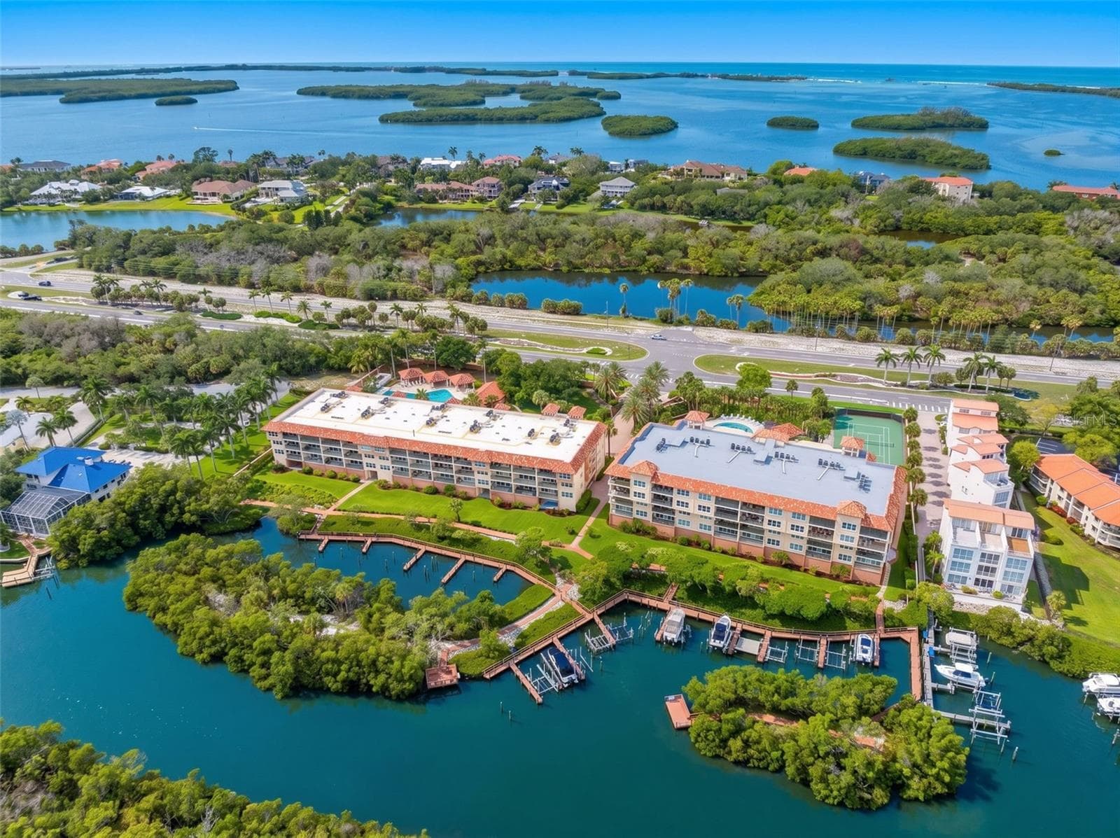 1695 PINELLAS BAYWAY S #D1