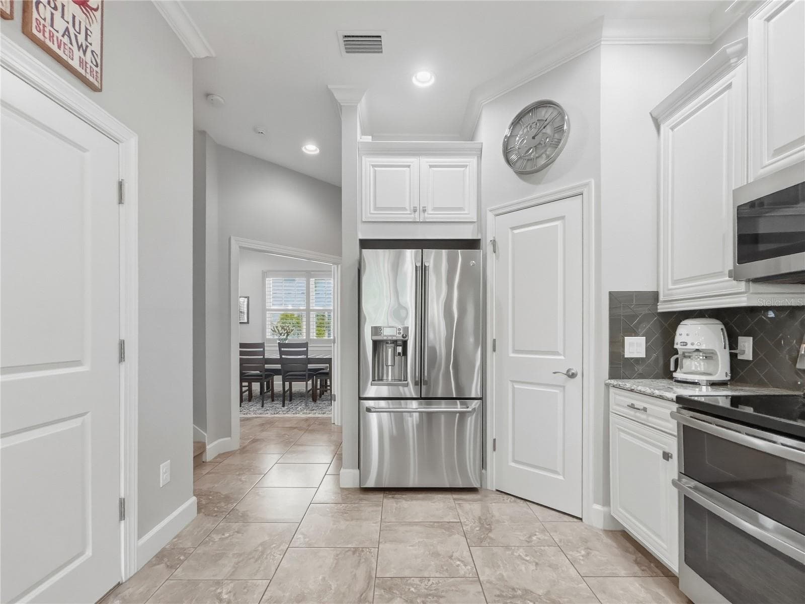 Townhouse at 3137 MOORINGS DR S, ST PETERSBURG, photo 10 of 48