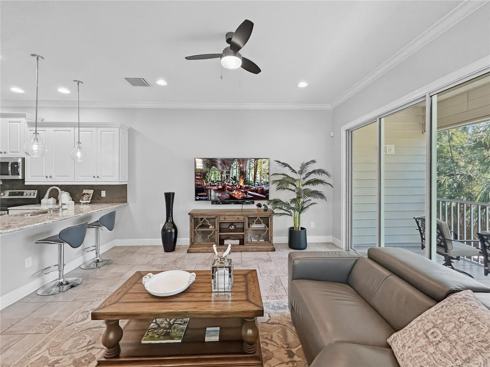 Townhouse at 3137 MOORINGS DR S, ST PETERSBURG, photo 14 of 48