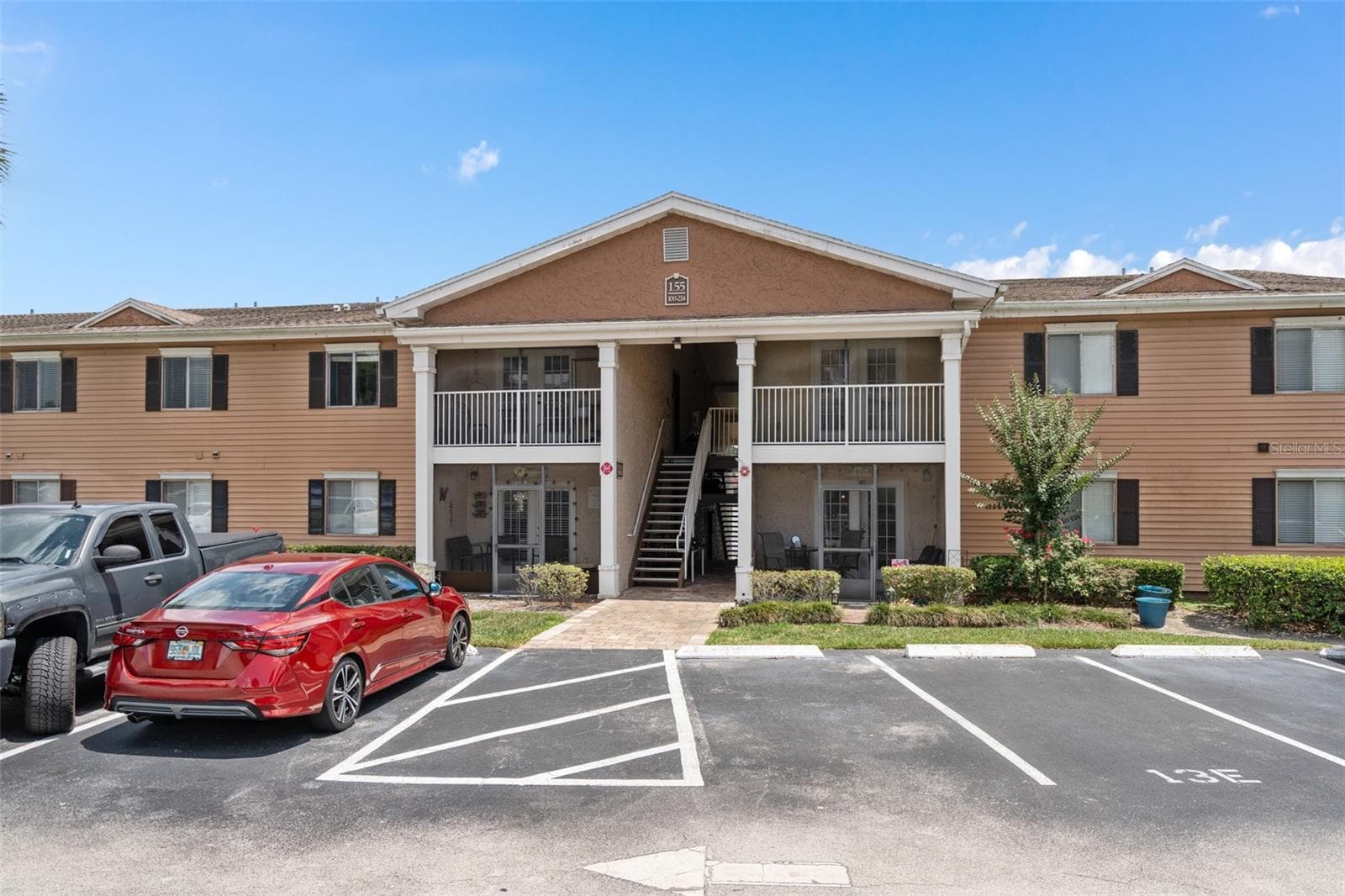 155 N PEARL LAKE CSWY #208