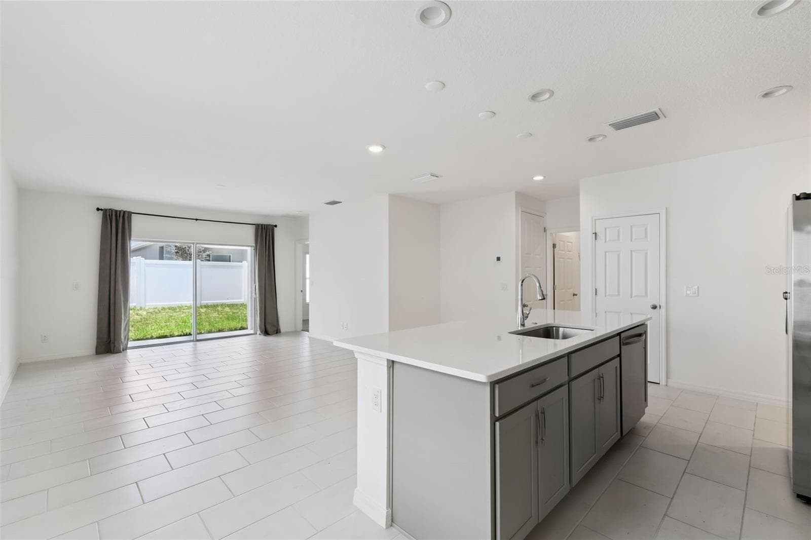 Family Room & Kitchen - 1833 ROSS HAMMOCK AVE, GROVELAND
