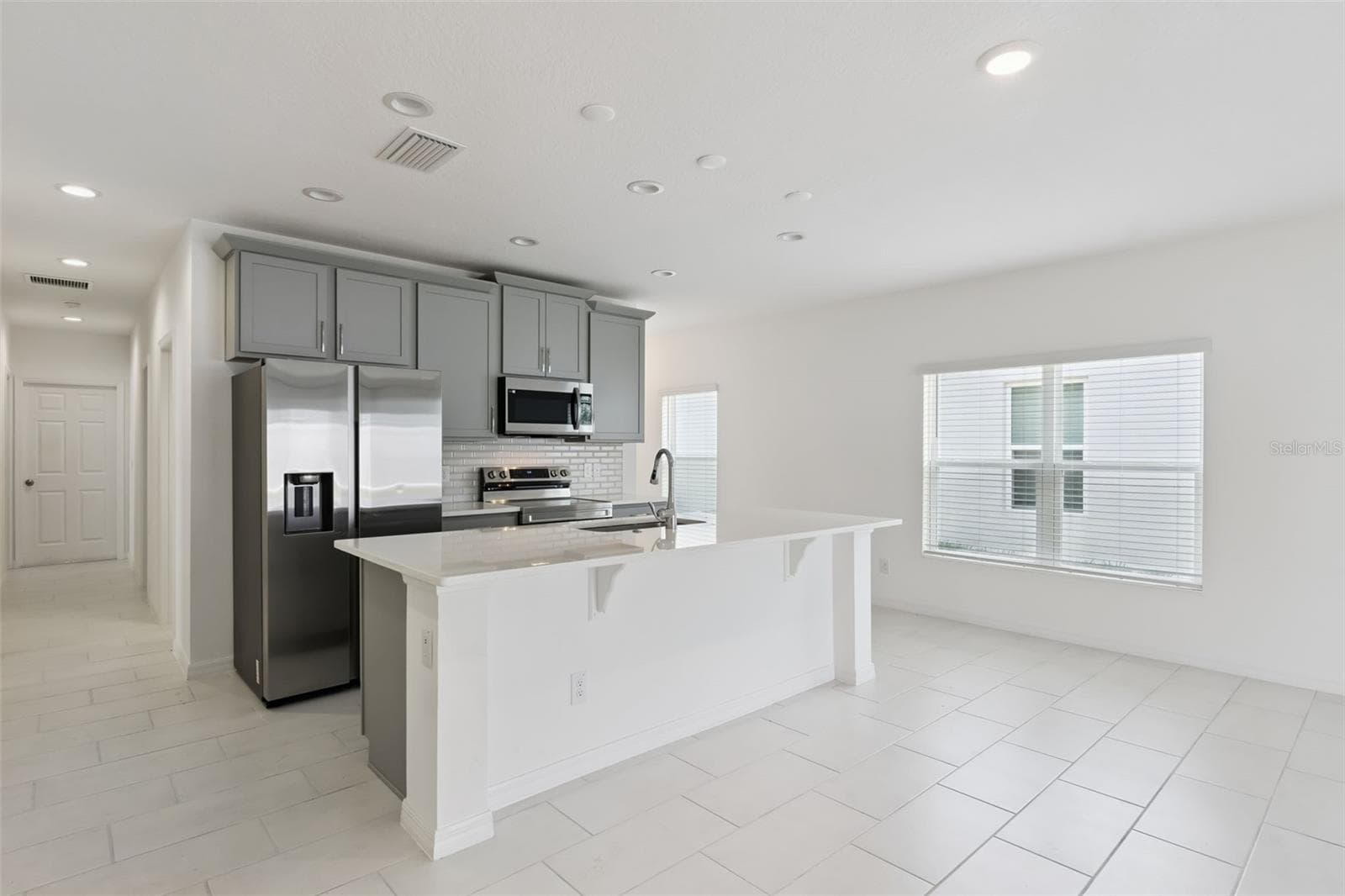 Kitchen & Dining Room - 1833 ROSS HAMMOCK AVE, GROVELAND