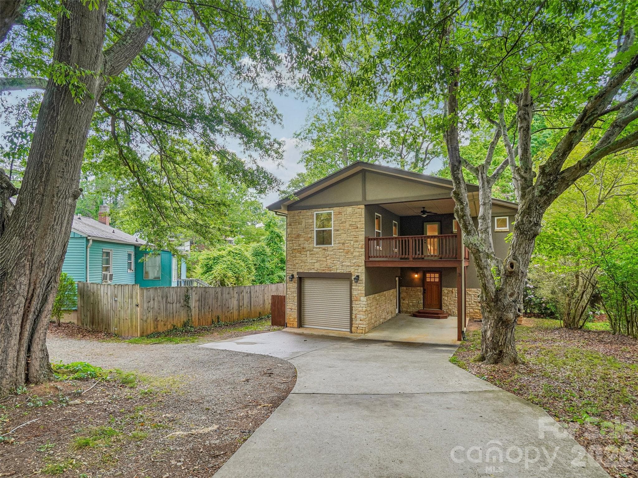 Single Family Residence at 3 Delaware Avenue, Asheville, photo 2 of 56