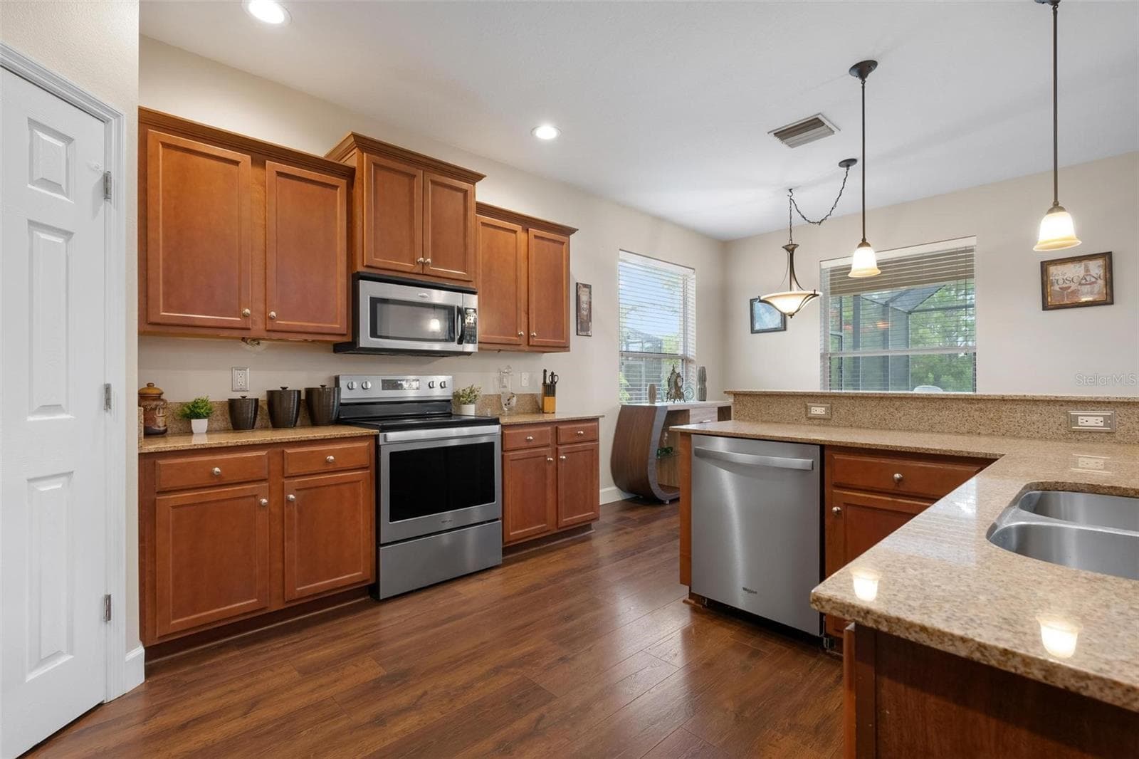 Single Family Residence at 1762 BOTTLEBRUSH WAY, NORTH PORT, photo 10 of 34