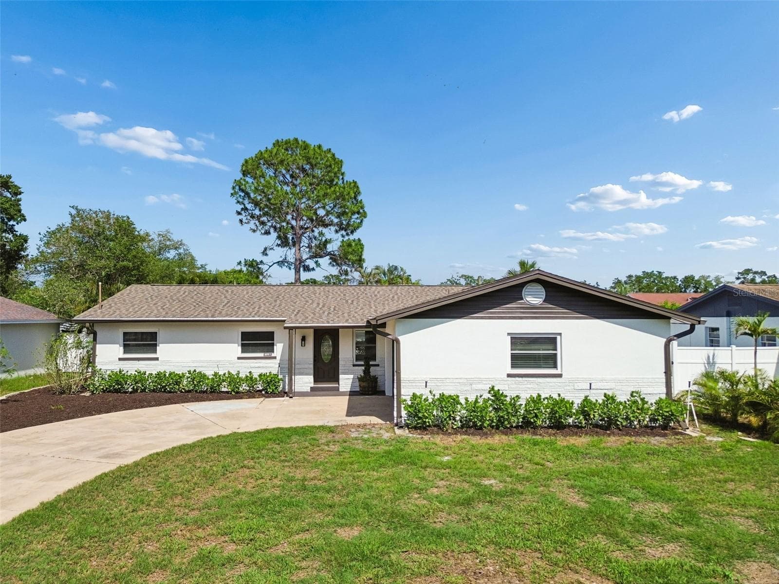 Single Family Residence at 6003 TAMPA SHORES BLVD, TAMPA, photo 13 of 67