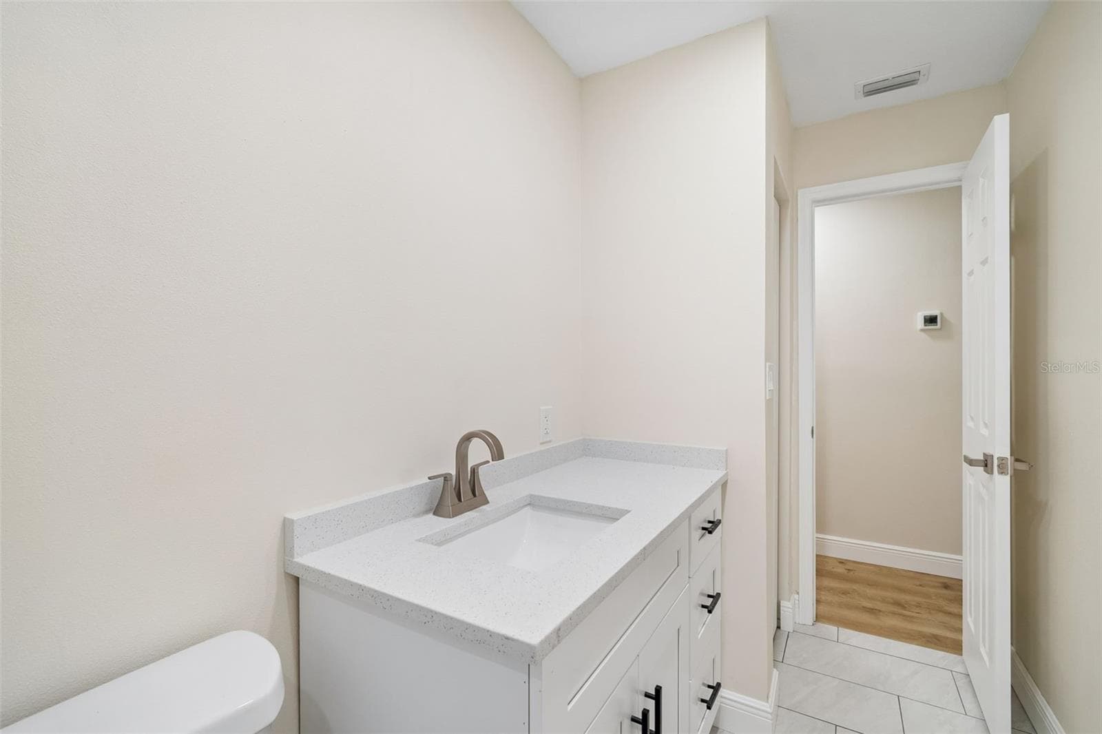 Single Family Residence at 6003 TAMPA SHORES BLVD, TAMPA, photo 21 of 67