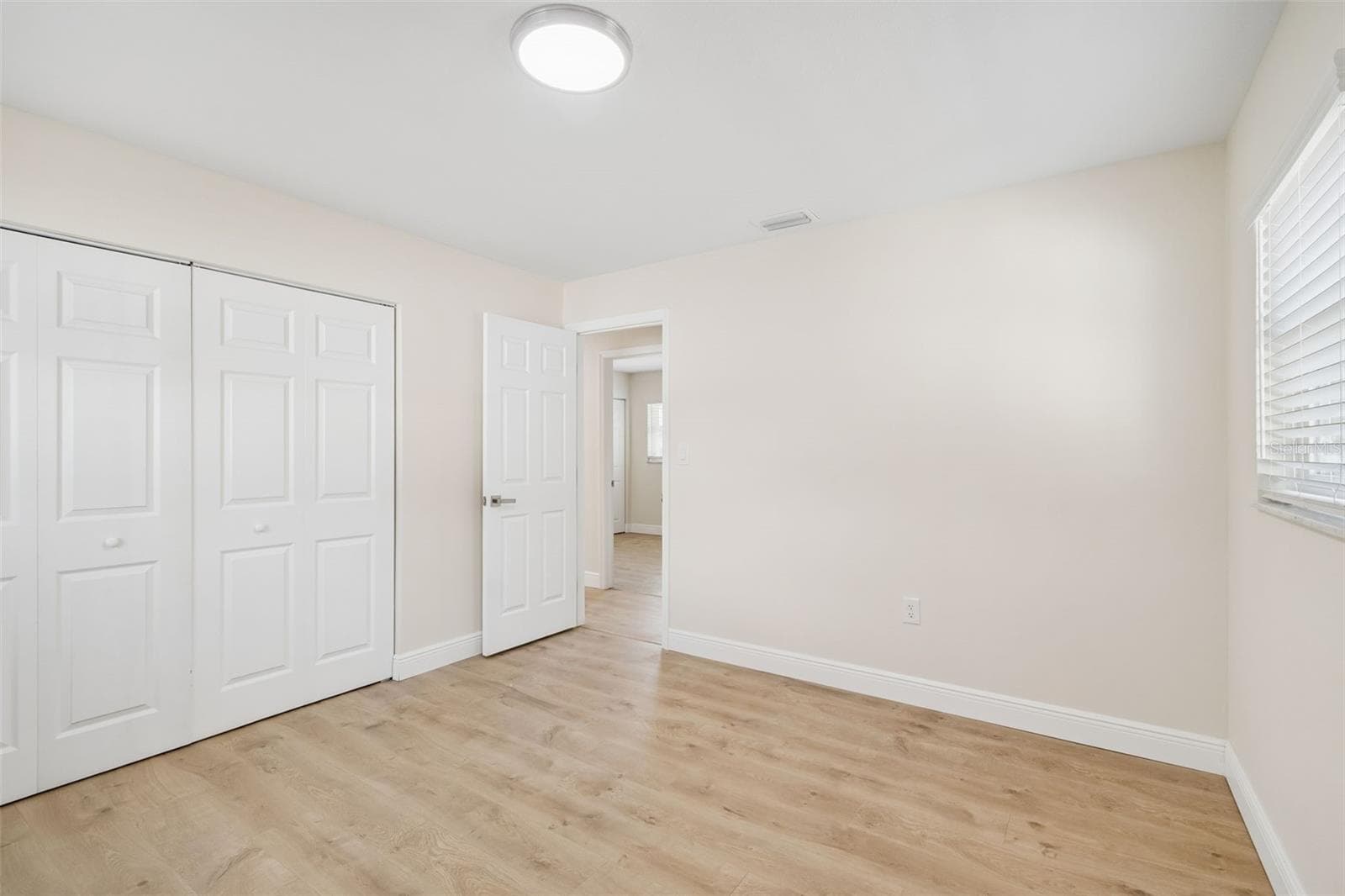 Single Family Residence at 6003 TAMPA SHORES BLVD, TAMPA, photo 28 of 67