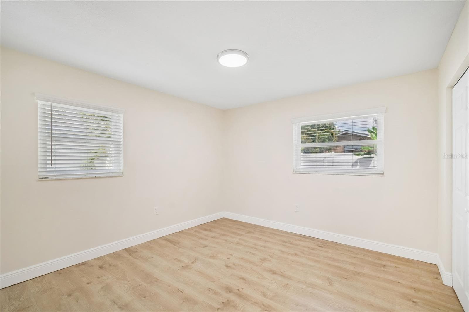 Single Family Residence at 6003 TAMPA SHORES BLVD, TAMPA, photo 29 of 67