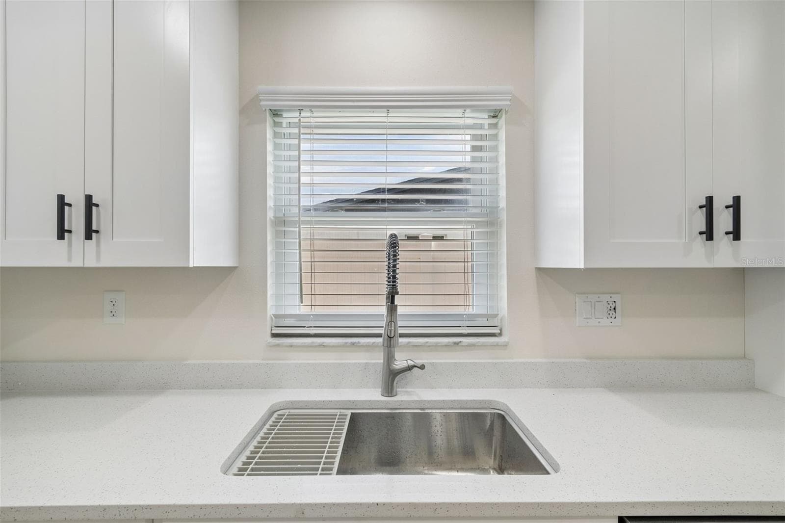 Single Family Residence at 6003 TAMPA SHORES BLVD, TAMPA, photo 33 of 67