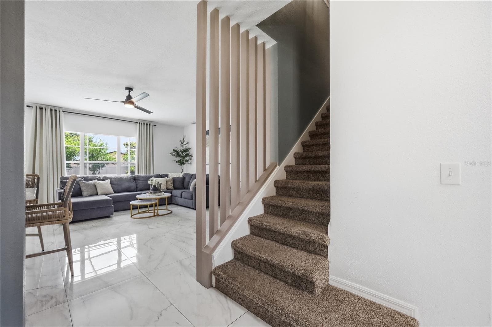 Staircase - 3097 BUCKEYE POINTE DR, WINTER HAVEN