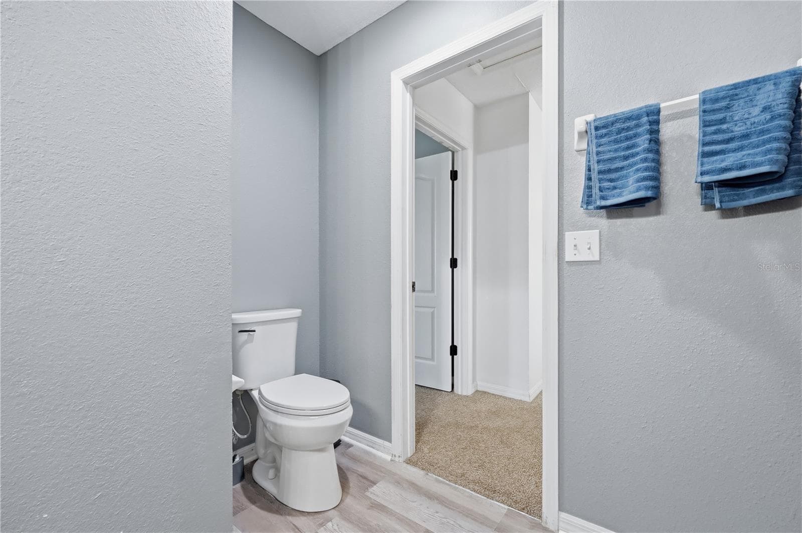 Upstairs Bathroom - 3097 BUCKEYE POINTE DR, WINTER HAVEN