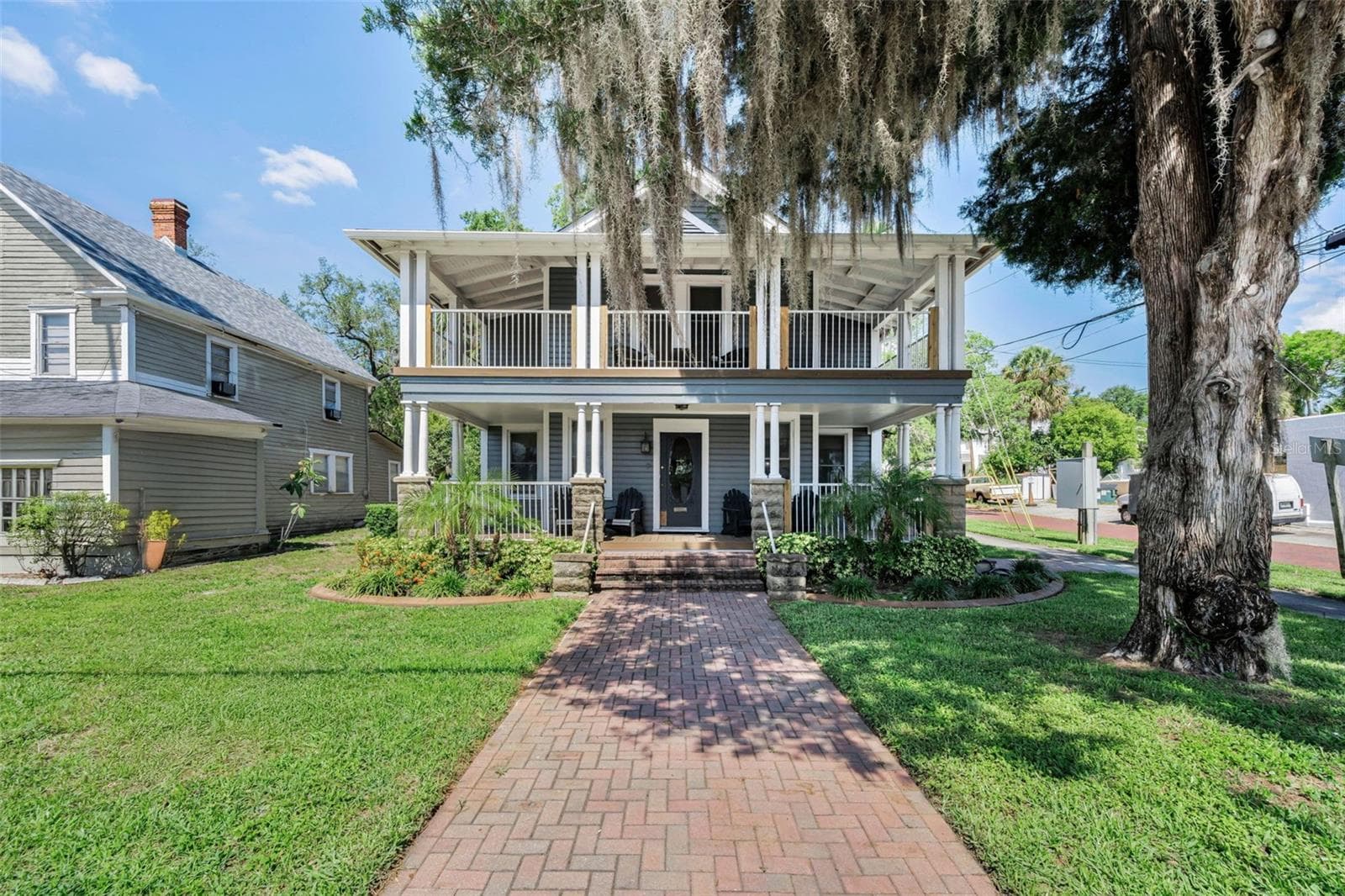 133 N PINELLAS AVE