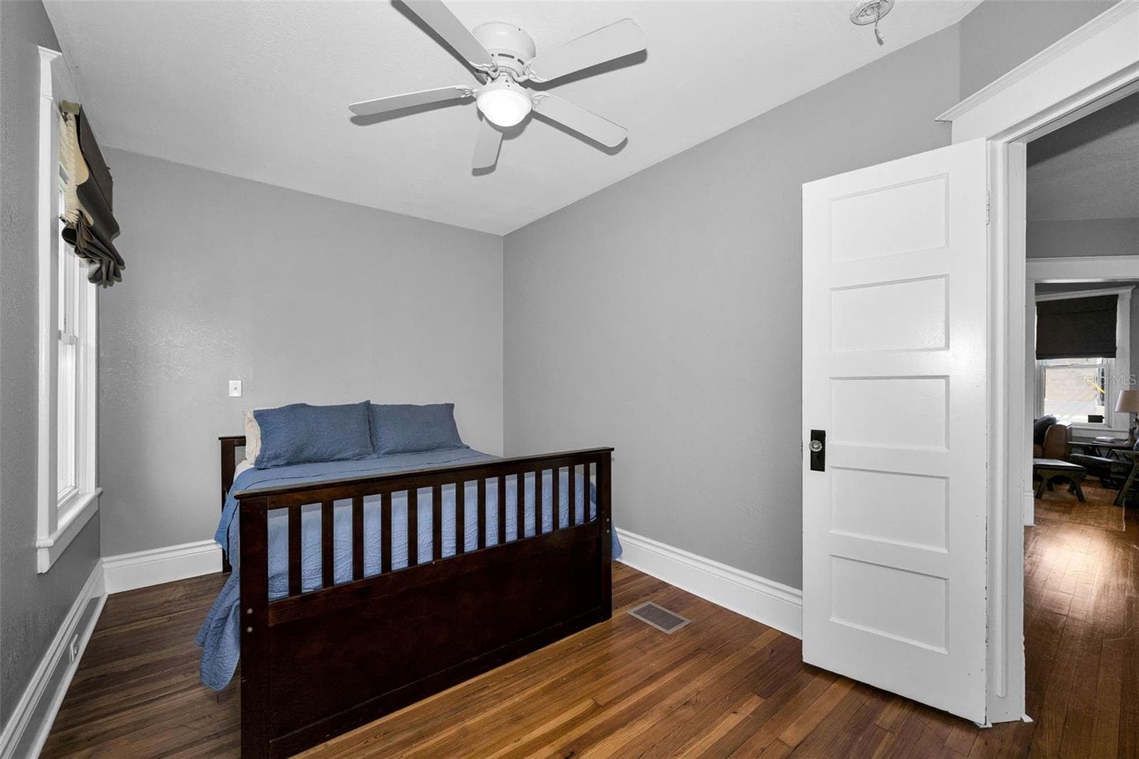 Single Family Residence at 133 N PINELLAS AVE, TARPON SPRINGS, photo 31 of 85